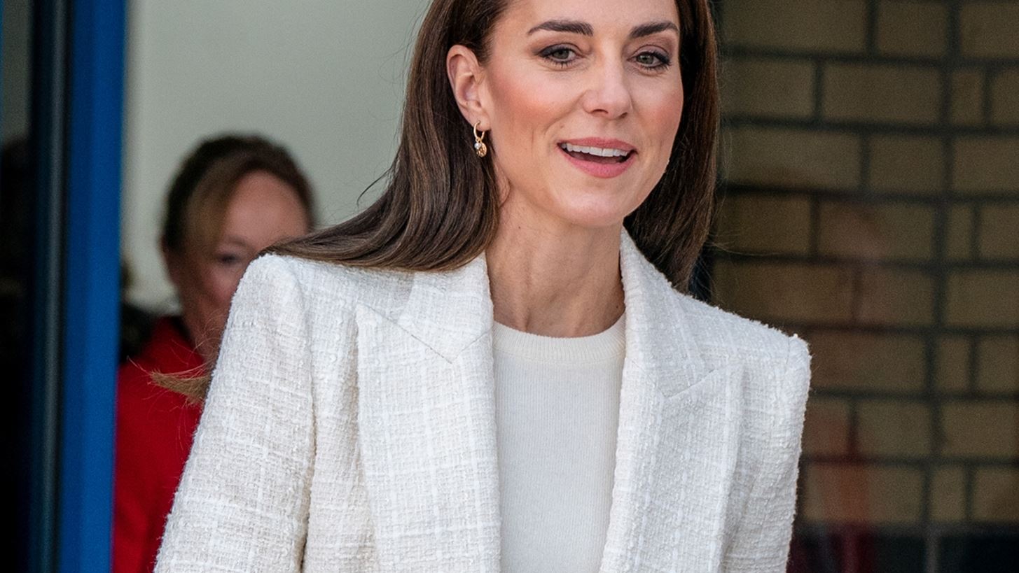 To Zara &#x3C3;&#x3B1;&#x3BA;&#x3AC;&#x3BA;&#x3B9; &#x3C4;&#x3B7;&#x3C2; Kate Middleton &#x3C0;&#x3BF;&#x3C5; &#x3B4;&#x3B5;&#x3BD; &#x3C0;&#x3C1;&#x3AD;&#x3C0;&#x3B5;&#x3B9; &#x3BD;&#x3B1; &#x3B1;&#x3C0;&#x3BF;&#x3C5;&#x3C3;&#x3B9;&#x3AC;&#x3B6;&#x3B5;&#x3B9; &#x3B1;&#x3C0;&#x3CC; &#x3C4;&#x3B7;&#x3BD; &#x3B3;&#x3BA;&#x3B1;&#x3C1;&#x3BD;&#x3C4;&#x3B1;&#x3C1;&#x3CC;&#x3BC;&#x3C0;&#x3B1; &#x3C3;&#x3BF;&#x3C5;