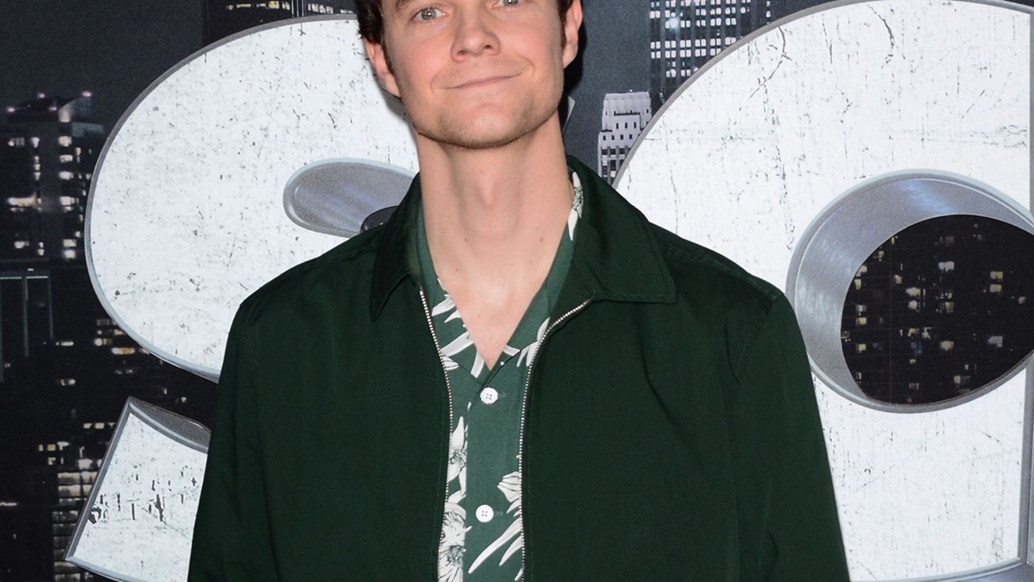 Jack Quaid: &quot;&#x3B4;&#x3B5;&#x3BD; &#x3C3;&#x3C5;&#x3BD;&#x3B5;&#x3B9;&#x3B4;&#x3B7;&#x3C4;&#x3BF;&#x3C0;&#x3BF;&#x3B9;&#x3B5;&#x3AF;&#x3C2; &#x3C0;&#x3C9;&#x3C2; &#x3C4;&#x3B1; &#x3C0;&#x3C1;&#x3AC;&#x3B3;&#x3BC;&#x3B1;&#x3C4;&#x3B1; &#x3B5;&#x3AF;&#x3BD;&#x3B1;&#x3B9; &#x3B5;&#x3BB;&#x3B1;&#x3C6;&#x3C1;&#x3CE;&#x3C2; &#x3C0;&#x3B5;&#x3C1;&#x3AF;&#x3B5;&#x3C1;&#x3B3;&#x3B1; &#x3C0;&#x3B1;&#x3C1;&#x3AC; &#x3CC;&#x3C4;&#x3B1;&#x3BD; &#x3BC;&#x3B5;&#x3B3;&#x3B1;&#x3BB;&#x3CE;&#x3BD;&#x3B5;&#x3B9;&#x3C2;&quot;