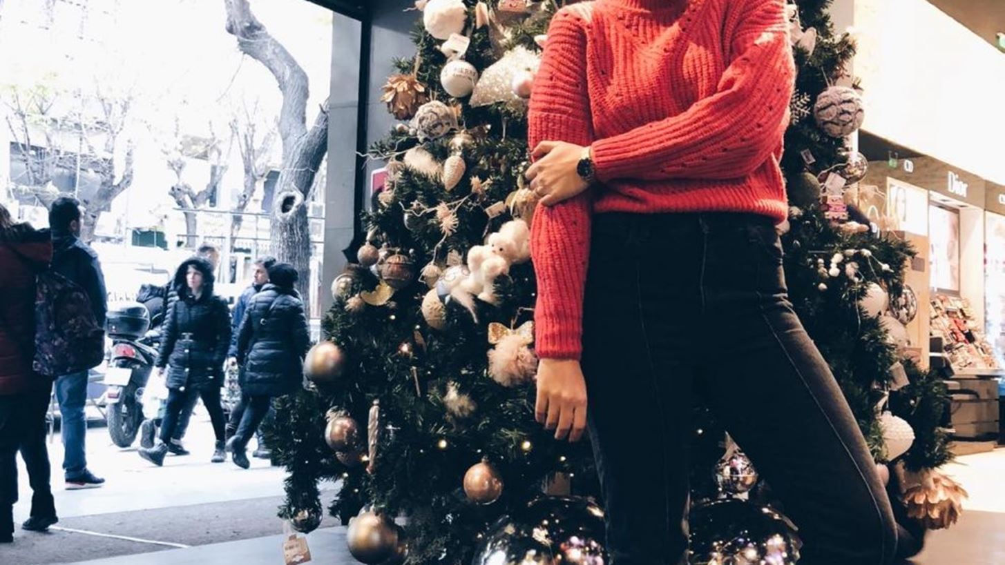 H Βίκυ Φωτιάδου βρήκε το τέλειο Wrangler outfit στα πολυκαταστήματα notos