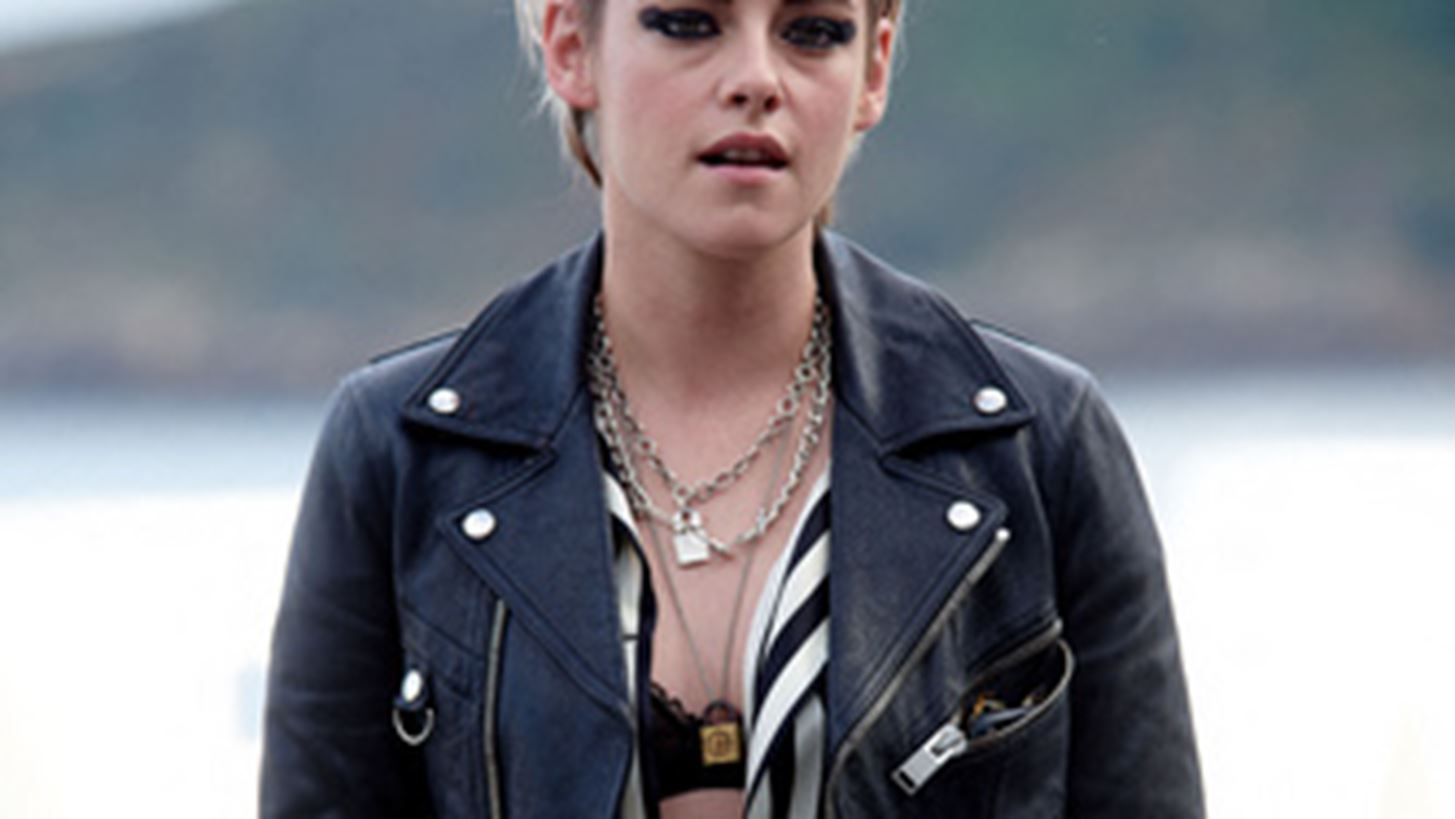 &#x397; Kristen Stewart &#x3BC;&#x3BF;&#x3B9;&#x3C1;&#x3AC;&#x3B6;&#x3B5;&#x3C4;&#x3B1;&#x3B9; &#x3C4;&#x3BF;&#x3BD; &#x3B5;&#x3BD;&#x3B8;&#x3BF;&#x3C5;&#x3C3;&#x3B9;&#x3B1;&#x3C3;&#x3BC;&#x3CC; &#x3C4;&#x3B7;&#x3C2; &#x3C0;&#x3BF;&#x3C5; &#x3B8;&#x3B1; &#x3C5;&#x3C0;&#x3BF;&#x3B4;&#x3C5;&#x3B8;&#x3B5;&#x3AF; &#x3C4;&#x3B7;&#x3BD; &#x3C0;&#x3C1;&#x3B9;&#x3B3;&#x3BA;&#x3AF;&#x3C0;&#x3B9;&#x3C3;&#x3C3;&#x3B1; Diana