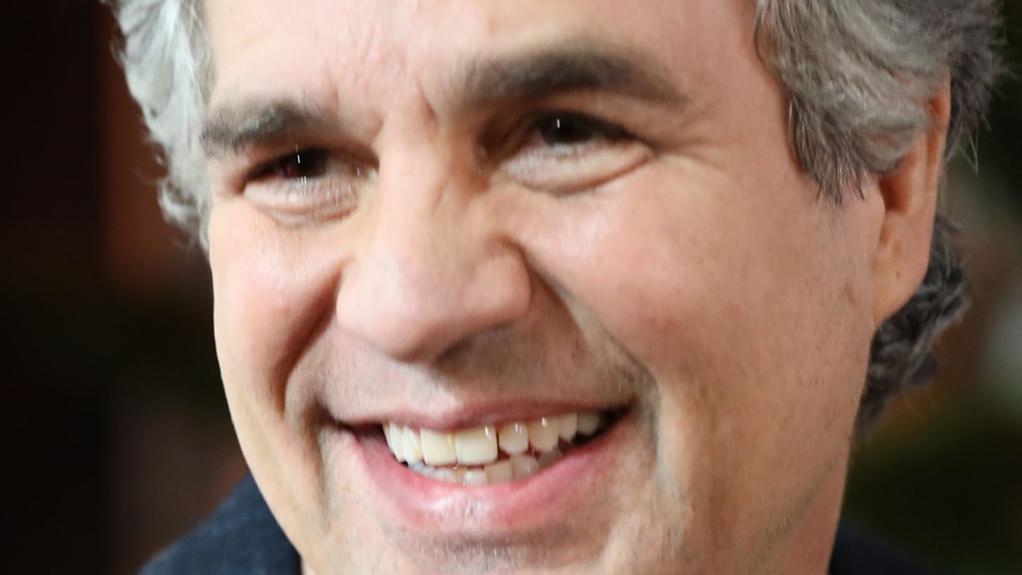 Mark Ruffalo | &#x392;&#x3B3;&#x3AE;&#x3BA;&#x3B5; &#x3C1;&#x3B1;&#x3BD;&#x3C4;&#x3B5;&#x3B2;&#x3BF;&#x3CD; &#x3BC;&#x3B5; &#x3C4;&#x3B7;&#x3BD; social media ambassador &#x3C4;&#x3C9;&#x3BD; &#x38C;&#x3C3;&#x3BA;&#x3B1;&#x3C1;