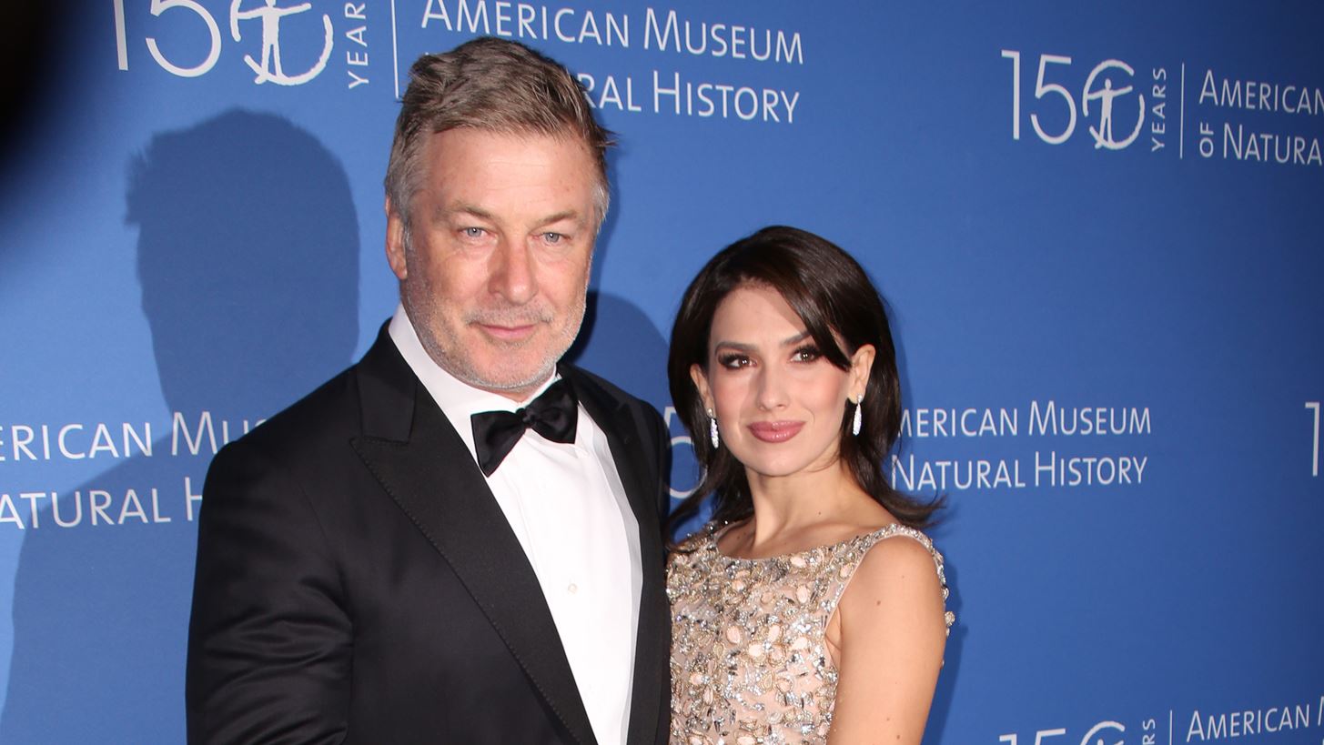 &#x397; Hilaria Baldwin &#x3AD;&#x3C6;&#x3B5;&#x3C1;&#x3B5; &#x3C3;&#x3C4;&#x3BF;&#x3BD; &#x3BA;&#x3CC;&#x3C3;&#x3BC;&#x3BF; &#x3C4;&#x3BF; 7&#x3BF; &#x3C0;&#x3B1;&#x3B9;&#x3B4;&#x3AF; &#x3C4;&#x3B7;&#x3C2;