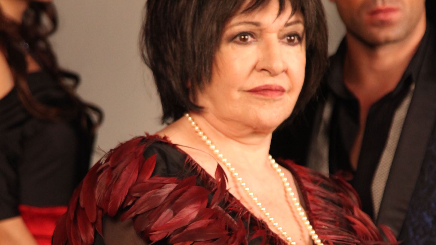 &#x3A0;&#x3AD;&#x3B8;&#x3B1;&#x3BD;&#x3B5; &#x3B7; &#x39C;&#x3AC;&#x3C1;&#x3B8;&#x3B1; &#x39A;&#x3B1;&#x3C1;&#x3B1;&#x3B3;&#x3B9;&#x3AC;&#x3BD;&#x3BD;&#x3B7;