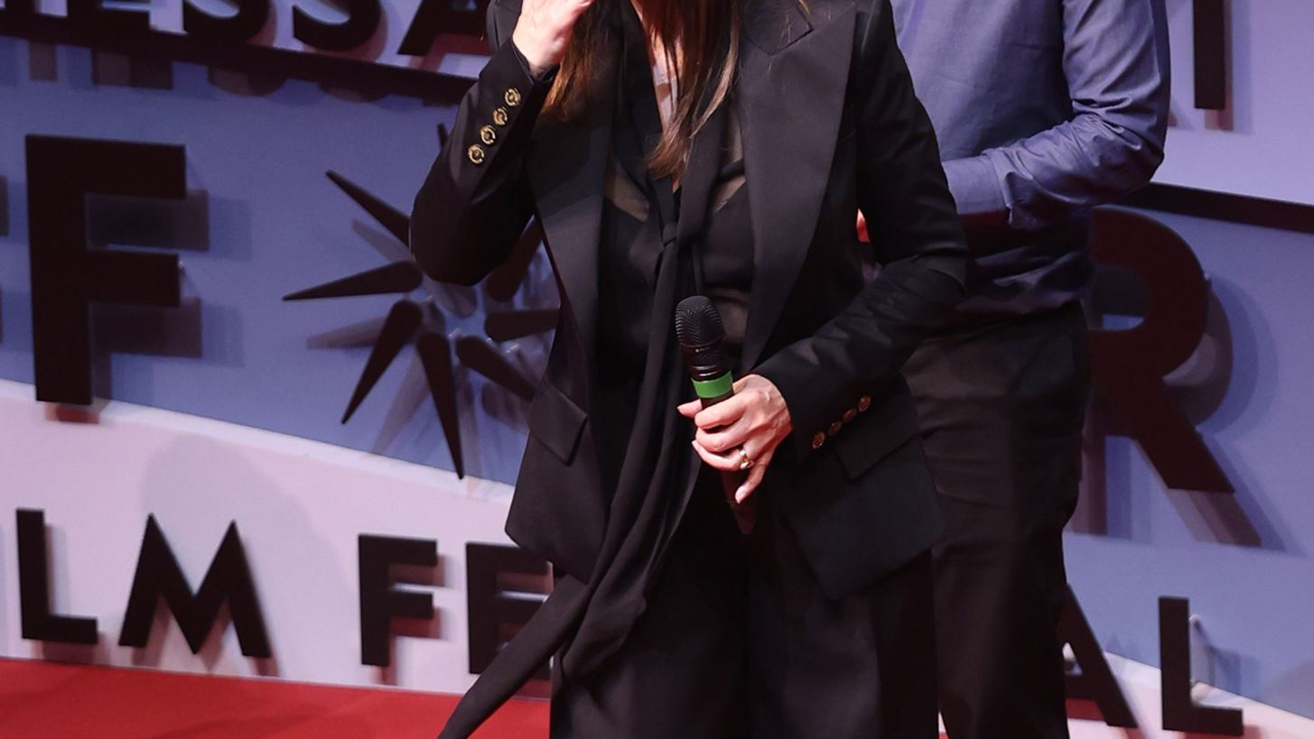 Monica Bellucci | &#x391;&#x3C0;&#x3BF;&#x3B8;&#x3B5;&#x3C9;&#x3C4;&#x3B9;&#x3BA;&#x3AE; &#x3C5;&#x3C0;&#x3BF;&#x3B4;&#x3BF;&#x3C7;&#x3AE; &#x3C3;&#x3C4;&#x3BF; 64&#x3BF; &#x3A6;&#x3B5;&#x3C3;&#x3C4;&#x3B9;&#x3B2;&#x3AC;&#x3BB; &#x39A;&#x3B9;&#x3BD;&#x3B7;&#x3BC;&#x3B1;&#x3C4;&#x3BF;&#x3B3;&#x3C1;&#x3AC;&#x3C6;&#x3BF;&#x3C5; &#x398;&#x3B5;&#x3C3;&#x3C3;&#x3B1;&#x3BB;&#x3BF;&#x3BD;&#x3AF;&#x3BA;&#x3B7;&#x3C2;