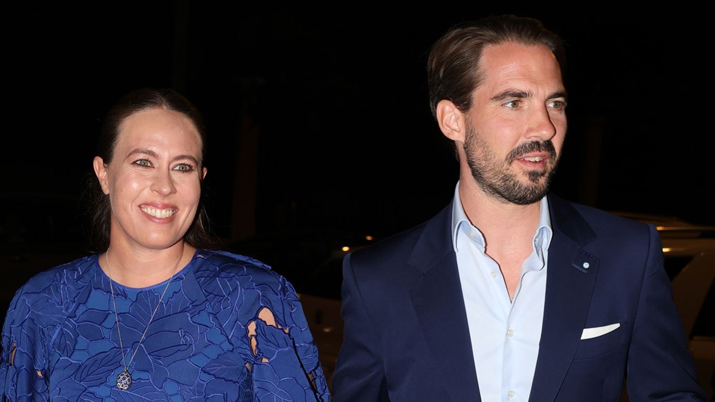 Nina Flohr - Φίλιππος Ντε Γκρες | Το τρυφερό ενσταντανέ στο νέο τους ταξίδι στο εξωτερικό