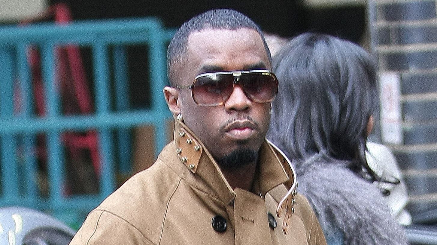 P. Diddy | &#x397; &#x3BC;&#x3B7;&#x3C4;&#x3AD;&#x3C1;&#x3B1; &#x3C4;&#x3BF;&#x3C5; &#x3C0;&#x3B1;&#x3AF;&#x3C1;&#x3BD;&#x3B5;&#x3B9; &#x3B3;&#x3B9;&#x3B1; &#x3C0;&#x3C1;&#x3CE;&#x3C4;&#x3B7; &#x3C6;&#x3BF;&#x3C1;&#x3AC; &#x3B8;&#x3AD;&#x3C3;&#x3B7; &#x3B3;&#x3B9;&#x3B1; &#x3CC;&#x3C3;&#x3B1; &#x3B1;&#x3BA;&#x3BF;&#x3CD;&#x3B3;&#x3BF;&#x3BD;&#x3C4;&#x3B1;&#x3B9; &#x3B3;&#x3B9;&#x3B1; &#x3C4;&#x3BF;&#x3BD; &#x3B3;&#x3B9;&#x3BF; &#x3C4;&#x3B7;&#x3C2;