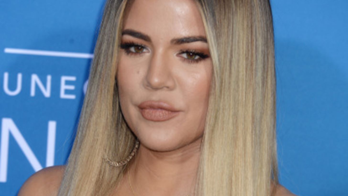 Khloe Kardashian | &#x3A0;&#x3CE;&#x3C2; &#x3AD;&#x3C7;&#x3B1;&#x3C3;&#x3B5; 15 &#x3B1;&#x3C0;&#x3CC; &#x3C4;&#x3B1; &#x3BA;&#x3B9;&#x3BB;&#x3AC; &#x3C4;&#x3B7;&#x3C2; &#x3B5;&#x3B3;&#x3BA;&#x3C5;&#x3BC;&#x3BF;&#x3C3;&#x3CD;&#x3BD;&#x3B7;&#x3C2; &#x3C7;&#x3C9;&#x3C1;&#x3AF;&#x3C2; &#x3B4;&#x3AF;&#x3B1;&#x3B9;&#x3C4;&#x3B1;