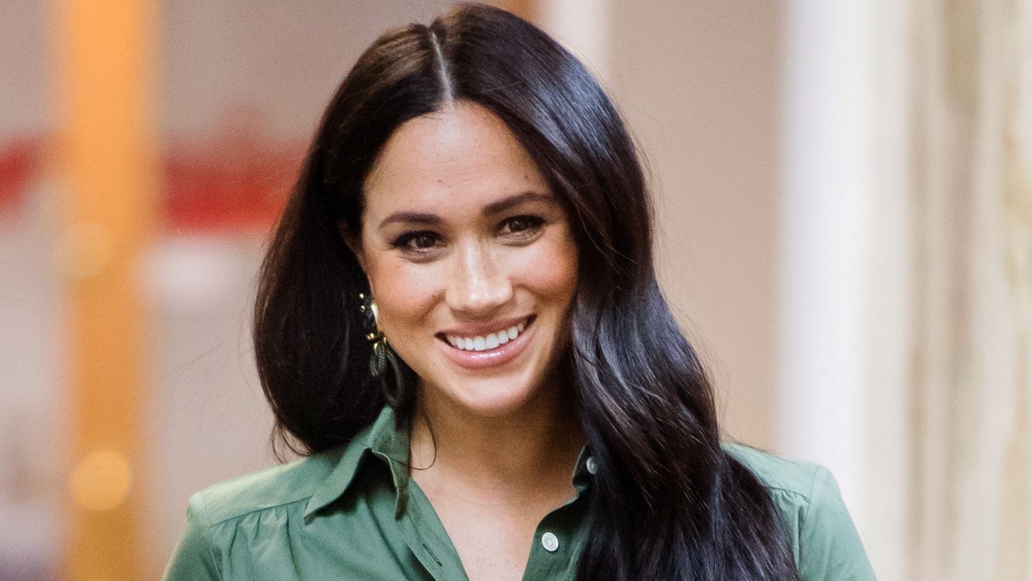 &#x397; Meghan Markle &#x3B8;&#x3B1; &#x3BC;&#x3C0;&#x3BF;&#x3C1;&#x3BF;&#x3CD;&#x3C3;&#x3B5; &#x3BD;&#x3B1; &#x3BA;&#x3AC;&#x3BD;&#x3B5;&#x3B9; &#x3C4;&#x3B7; &#x3B4;&#x3B9;&#x3B1;&#x3C6;&#x3BF;&#x3C1;&#x3AC;, &#x3B1;&#x3BB;&#x3BB;&#x3AC; &#x3C0;&#x3C1;&#x3BF;&#x3C4;&#x3AF;&#x3BC;&#x3B7;&#x3C3;&#x3B5; &#x3BD;&#x3B1; &#x3BC;&#x3B9;&#x3BB;&#x3AE;&#x3C3;&#x3B5;&#x3B9; &#x3B3;&#x3B9;&#x3B1; &#x3C4;&#x3BF;&#x3BD; &#x3B5;&#x3B1;&#x3C5;&#x3C4;&#x3CC; &#x3C4;&#x3B7;&#x3C2;