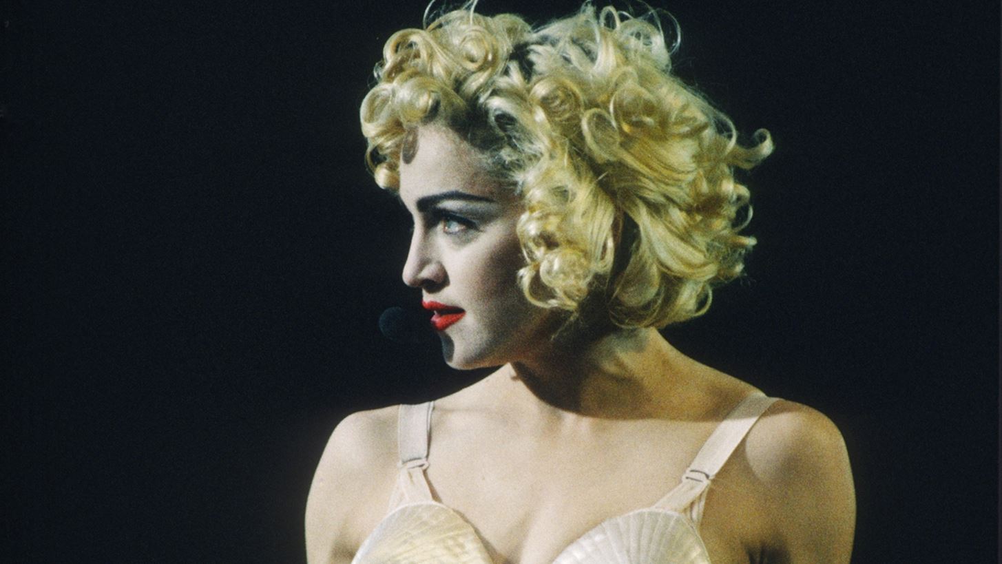 &#x3A0;&#x3B1;&#x3B3;&#x3BA;&#x3CC;&#x3C3;&#x3BC;&#x3B9;&#x3B1; &#x39C;&#x3AD;&#x3C1;&#x3B1; &#x393;&#x3C5;&#x3BD;&#x3B1;&#x3AF;&#x3BA;&#x3B1;&#x3C2; | 7 fashion icons &#x3C0;&#x3BF;&#x3C5; &#x3B1;&#x3BC;&#x3C6;&#x3B9;&#x3C3;&#x3B2;&#x3AE;&#x3C4;&#x3B7;&#x3C3;&#x3B1;&#x3BD; &#x3C4;&#x3B9;&#x3C2; &#x3C3;&#x3C4;&#x3B9;&#x3BB;&#x3B9;&#x3C3;&#x3C4;&#x3B9;&#x3BA;&#x3AD;&#x3C2; &#x3BD;&#x3CC;&#x3C1;&#x3BC;&#x3B5;&#x3C2; &#x3C4;&#x3B7;&#x3C2; &#x3B5;&#x3C0;&#x3BF;&#x3C7;&#x3AE;&#x3C2; &#x3C4;&#x3BF;&#x3C5;&#x3C2;