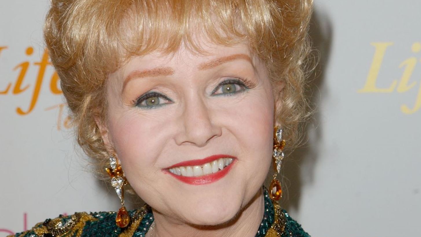 H Debbie Reynolds &#x3B4;&#x3B9;&#x3AD;&#x3B8;&#x3B5;&#x3C4;&#x3B5; &#x3BC;&#x3B9;&#x3B1; &#x3BC;&#x3B5;&#x3B3;&#x3AC;&#x3BB;&#x3B7; &#x3C3;&#x3C5;&#x3BB;&#x3BB;&#x3BF;&#x3B3;&#x3AE; &#x3BC;&#x3B5; &#x3BA;&#x3B5;&#x3B9;&#x3BC;&#x3AE;&#x3BB;&#x3B9;&#x3B1; &#x3C4;&#x3BF;&#x3C5; &#x3C0;&#x3B1;&#x3BB;&#x3B9;&#x3BF;&#x3CD; Hollywood