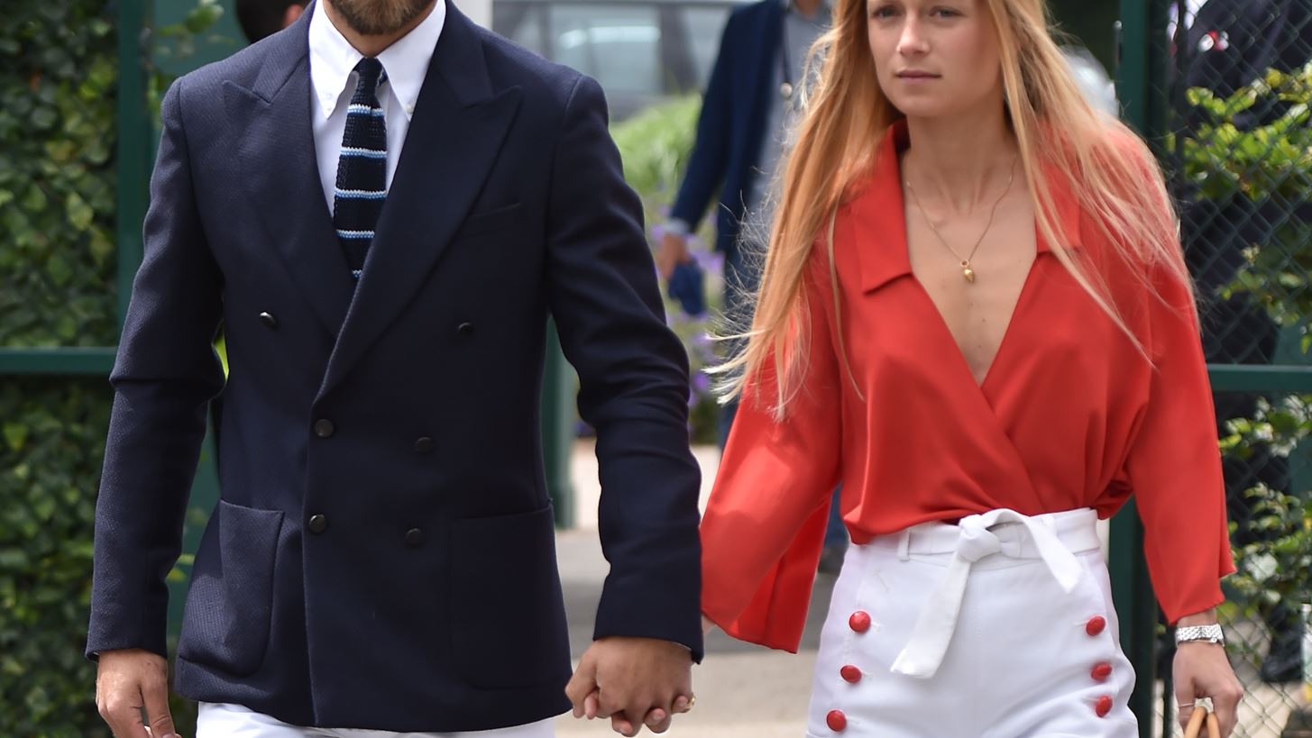 &#x39F; James Middleton &#x3BF;&#x3C1;&#x3B3;&#x3AC;&#x3BD;&#x3C9;&#x3C3;&#x3B5; &#x3C4;&#x3BF; &#x3C0;&#x3B9;&#x3BF; &#x3C1;&#x3BF;&#x3BC;&#x3B1;&#x3BD;&#x3C4;&#x3B9;&#x3BA;&#x3CC; &#x3C1;&#x3B1;&#x3BD;&#x3C4;&#x3B5;&#x3B2;&#x3BF;&#x3CD; &#x3C3;&#x3C4;&#x3B7;&#x3BD; &#x3B1;&#x3C1;&#x3C1;&#x3B1;&#x3B2;&#x3C9;&#x3BD;&#x3B9;&#x3B1;&#x3C3;&#x3C4;&#x3B9;&#x3BA;&#x3B9;&#x3AC; &#x3C4;&#x3BF;&#x3C5;