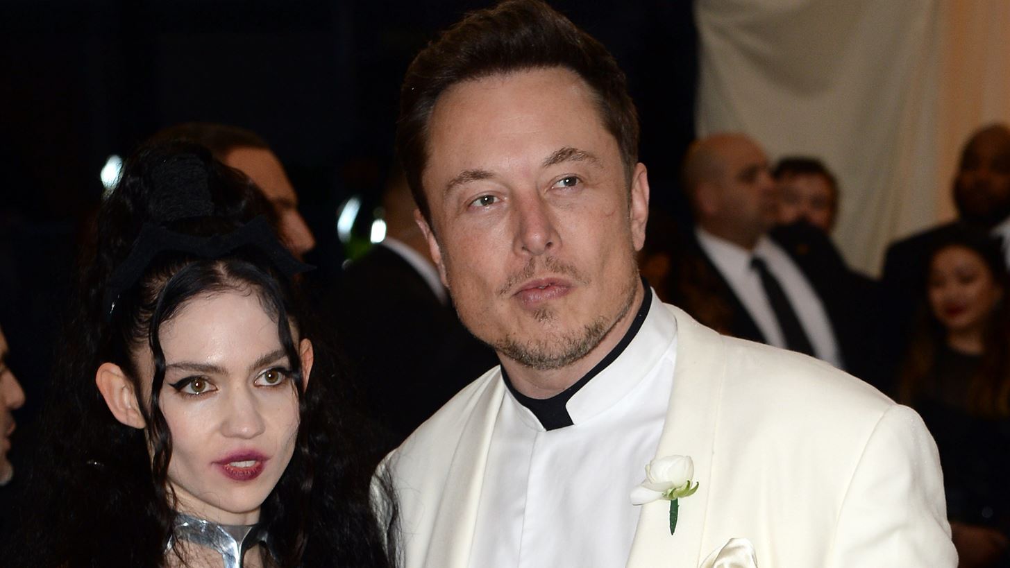 &#x397; Grimes &#x3C7;&#x3CE;&#x3C1;&#x3B9;&#x3C3;&#x3B5; (&#x3BE;&#x3B1;&#x3BD;&#x3AC;) &#x3B1;&#x3C0;&#x3CC; &#x3C4;&#x3BF;&#x3BD; Elon Musk - &#x397; &#x3BD;&#x3AD;&#x3B1; &#x3C3;&#x3C7;&#x3AD;&#x3C3;&#x3B7; &#x3C4;&#x3B7;&#x3C2; &#x3BC;&#x3B5; &#x3C4;&#x3B7;&#x3BD; Chelsea Manning
