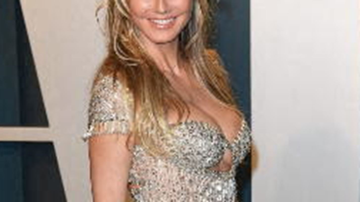 Heidi Klum | &#x3A5;&#x3C0;&#x3BF;&#x3B4;&#x3AD;&#x3C7;&#x3C4;&#x3B7;&#x3BA;&#x3B5; &#x3C4;&#x3BF; 2023 &#x3BC;&#x3AD;&#x3C3;&#x3B1; &#x3C3;&#x3B5; &#x3C4;&#x3B6;&#x3B1;&#x3BA;&#x3BF;&#x3CD;&#x3B6;&#x3B9;