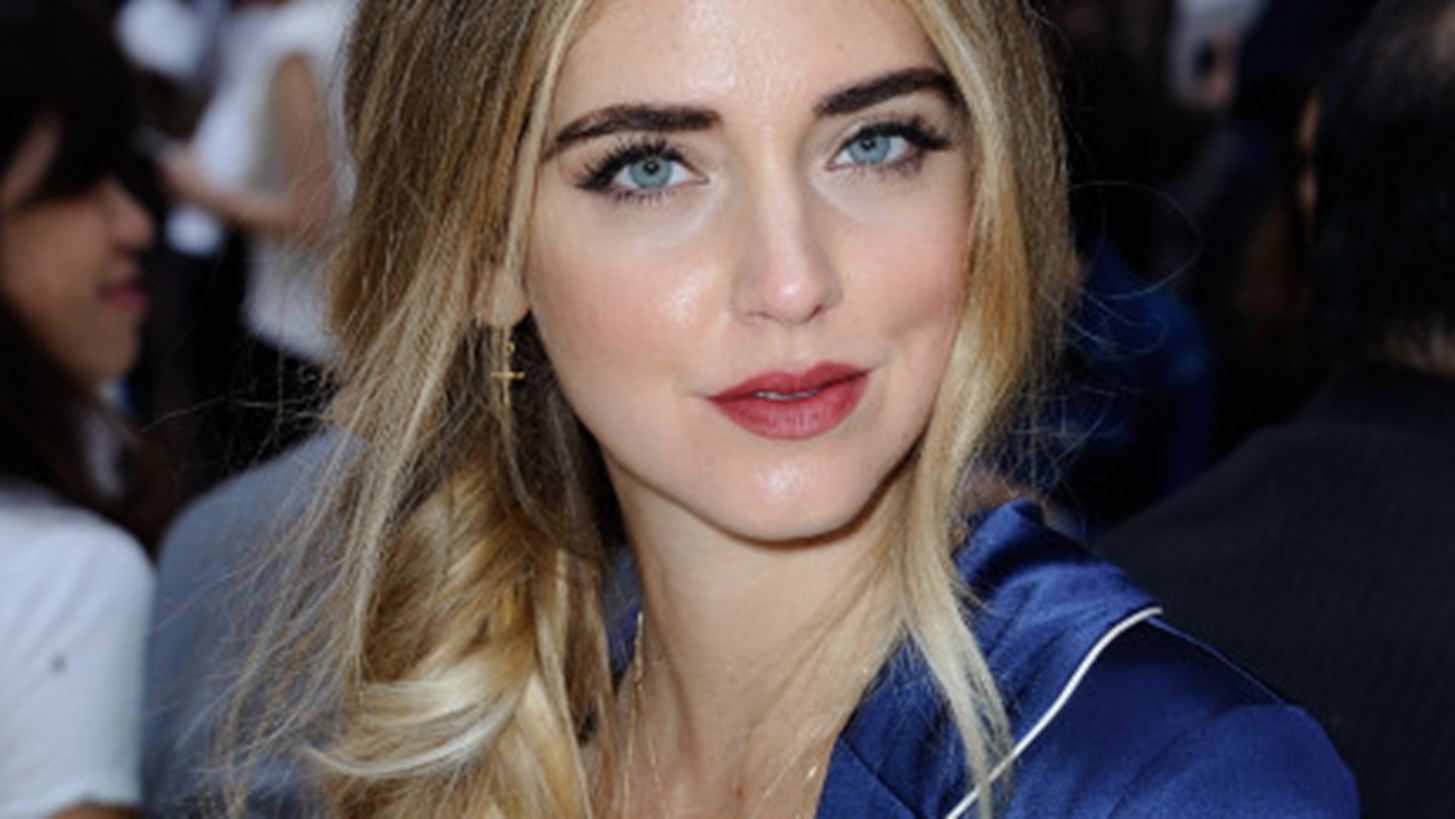 &#x394;&#x3B5;&#x3C2; &#x3C4;&#x3B9; &#x3C6;&#x3CC;&#x3C1;&#x3B5;&#x3C3;&#x3B5; &#x3B7; Chiara Ferragni &#x3C3;&#x3C4;&#x3B9;&#x3C2; &#x3A7;&#x3C1;&#x3C5;&#x3C3;&#x3AD;&#x3C2; &#x3A3;&#x3C6;&#x3B1;&#x3AF;&#x3C1;&#x3B5;&#x3C2;