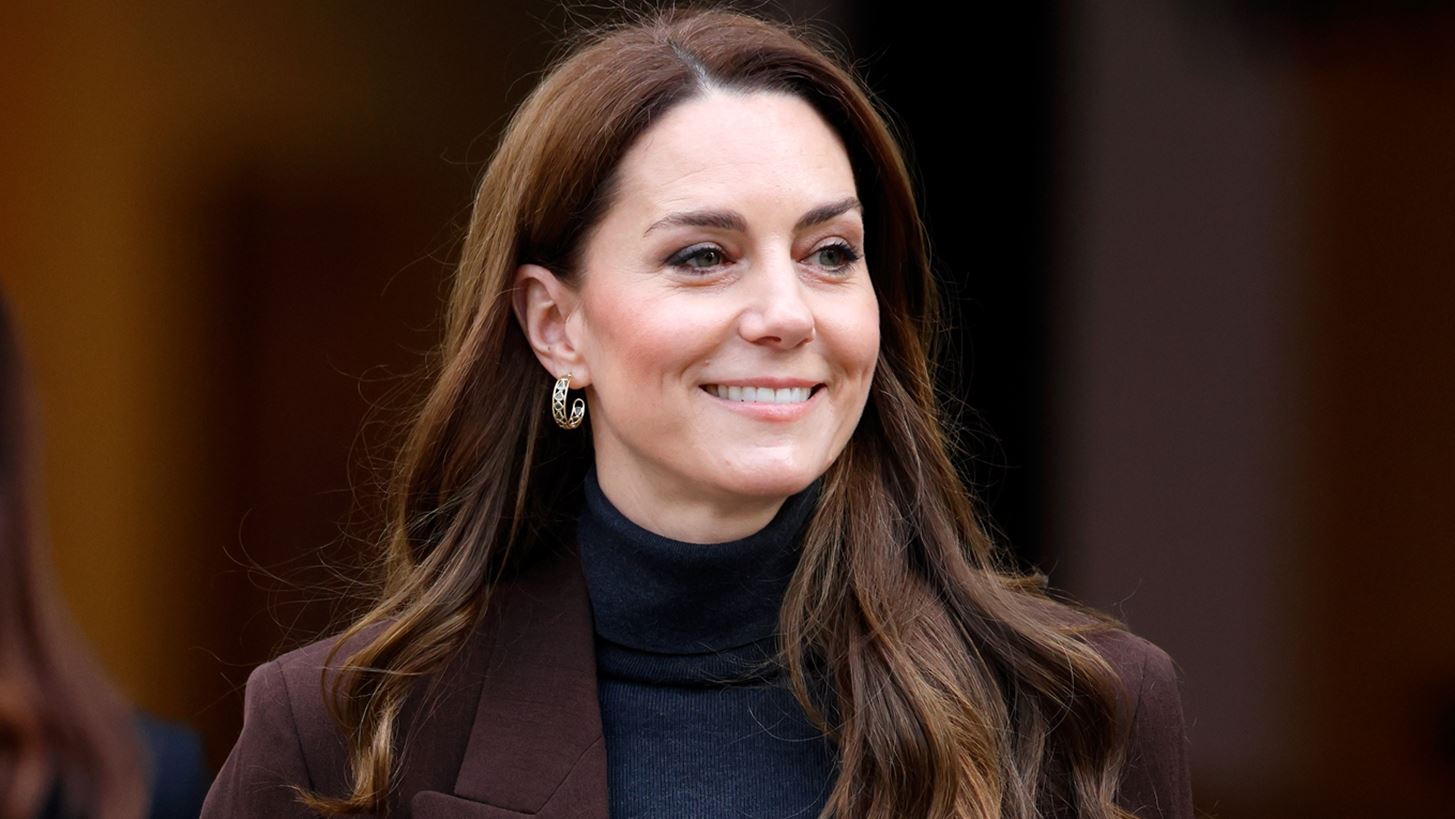 &#x397; &#x3B1;&#x3B3;&#x3B1;&#x3C0;&#x3B7;&#x3BC;&#x3AD;&#x3BD;&#x3B7; &#x3BA;&#x3C1;&#x3AD;&#x3BC;&#x3B1; &#x3C0;&#x3C1;&#x3BF;&#x3C3;&#x3CE;&#x3C0;&#x3BF;&#x3C5; &#x3C4;&#x3B7;&#x3C2; Kate Middleton &#x3B3;&#x3B9;&#x3B1; &#x3BB;&#x3AC;&#x3BC;&#x3C8;&#x3B7;, &#x3B5;&#x3BD;&#x3C5;&#x3B4;&#x3AC;&#x3C4;&#x3C9;&#x3C3;&#x3B7; &#x3BA;&#x3B1;&#x3B9; &#x3B1;&#x3BD;&#x3C4;&#x3B9;&#x3BF;&#x3BE;&#x3B5;&#x3B9;&#x3B4;&#x3C9;&#x3C4;&#x3B9;&#x3BA;&#x3AE; &#x3C0;&#x3C1;&#x3BF;&#x3C3;&#x3C4;&#x3B1;&#x3C3;&#x3AF;&#x3B1;