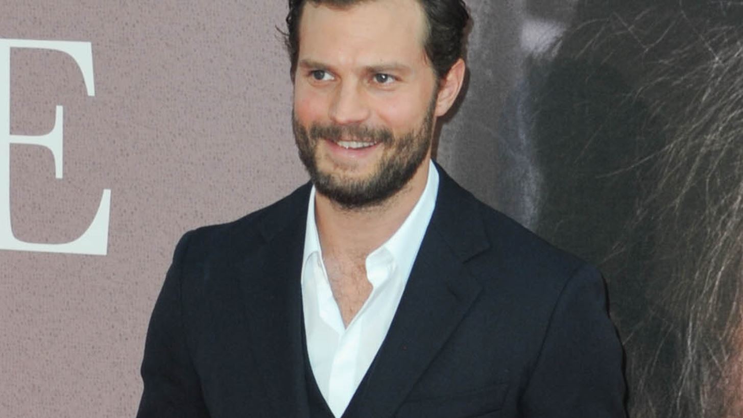 Jamie Dornan | &#x391;&#x3C0;&#x3B1;&#x3BD;&#x3C4;&#x3AC; &#x3C3;&#x3C4;&#x3B9;&#x3C2; &#x3C6;&#x3AE;&#x3BC;&#x3B5;&#x3C2; &#x3C0;&#x3BF;&#x3C5; &#x3C4;&#x3BF;&#x3BD; &#x3B8;&#x3AD;&#x3BB;&#x3BF;&#x3C5;&#x3BD; &#x3BD;&#x3B1; &#x3B5;&#x3AF;&#x3BD;&#x3B1;&#x3B9; &#x3BF; &#x3B5;&#x3C0;&#x3CC;&#x3BC;&#x3B5;&#x3BD;&#x3BF;&#x3C2; James Bond