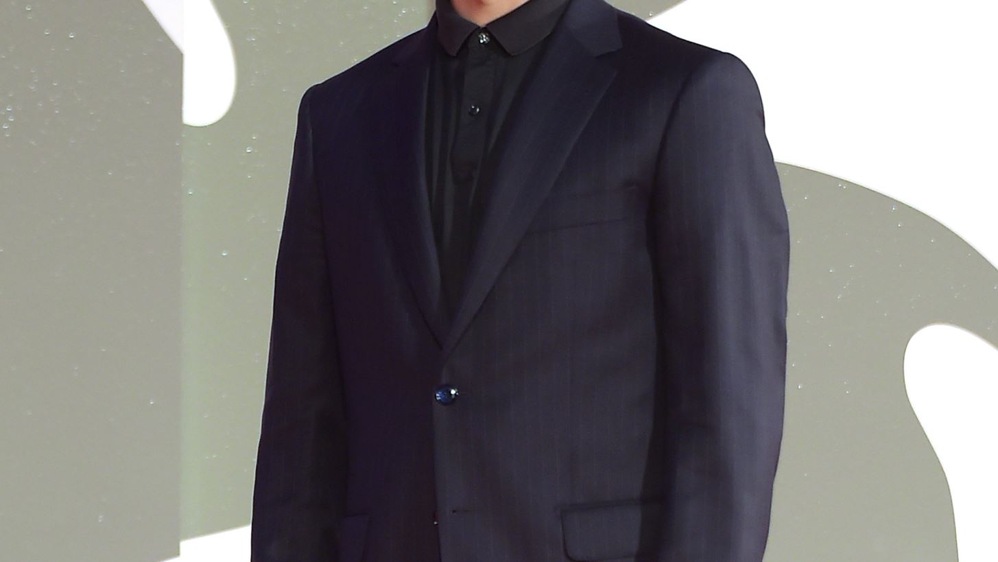 Pedro Alonso | O Berlin &#x3C4;&#x3BF;&#x3C5; La Casa de Papel &#x3B3;&#x3B9;&#x3B1; &#x3BA;&#x3B1;&#x3C6;&#x3AD; &#x3C3;&#x3C4;&#x3BF; &#x3BA;&#x3AD;&#x3BD;&#x3C4;&#x3C1;&#x3BF; &#x3C4;&#x3B7;&#x3C2; &#x391;&#x3B8;&#x3AE;&#x3BD;&#x3B1;&#x3C2;