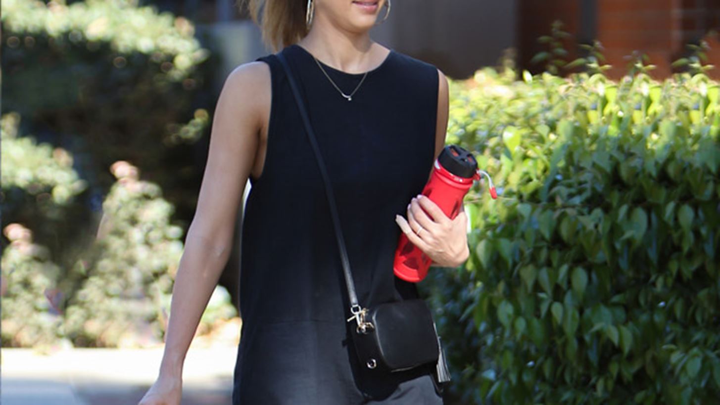 Mila Kunis - Jessica Alba - Nia Vardalos: &#x3A0;&#x3BF;&#x3CD; &#x3C4;&#x3B9;&#x3C2; &#x3B5;&#x3AF;&#x3B4;&#x3B1;&#x3BC;&#x3B5;;