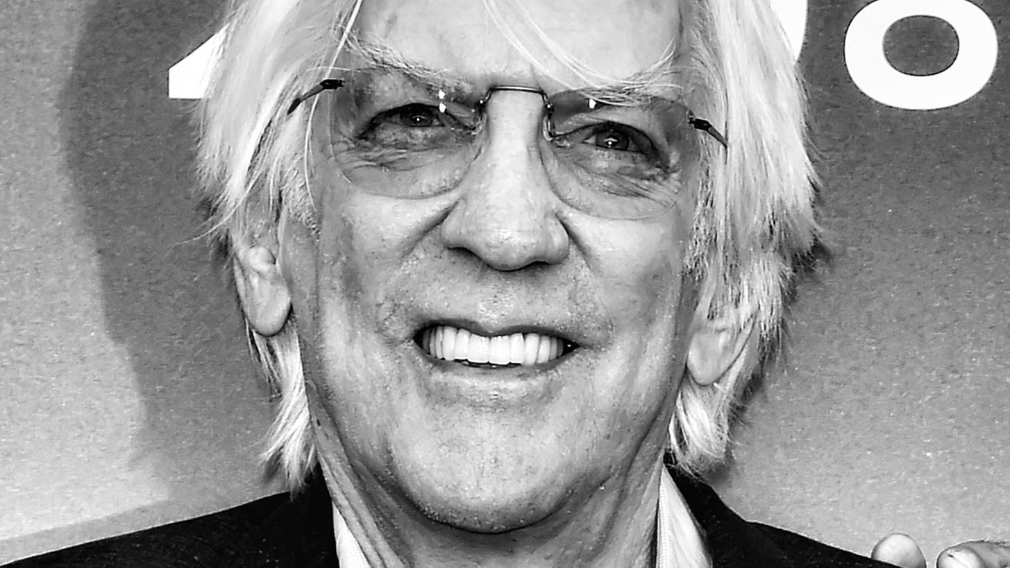 Donald Sutherland | &#x3A4;&#x3BF; &#x3BC;&#x3AE;&#x3BD;&#x3C5;&#x3BC;&#x3B1; &#x3C4;&#x3BF;&#x3C5; &#x3B3;&#x3B9;&#x3BF;&#x3C5; &#x3C4;&#x3BF;&#x3C5;, Kiefer, &#x3B3;&#x3B9;&#x3B1; &#x3C4;&#x3BF;&#x3BD; &#x3B8;&#x3AC;&#x3BD;&#x3B1;&#x3C4;&#x3BF; &#x3C4;&#x3BF;&#x3C5; &#x3B5;&#x3BC;&#x3B2;&#x3BB;&#x3B7;&#x3BC;&#x3B1;&#x3C4;&#x3B9;&#x3BA;&#x3BF;&#x3CD; &#x3B7;&#x3B8;&#x3BF;&#x3C0;&#x3BF;&#x3B9;&#x3BF;&#x3CD; &#x3BA;&#x3B1;&#x3B9; &#x3C0;&#x3B1;&#x3C4;&#x3AD;&#x3C1;&#x3B1; &#x3C4;&#x3BF;&#x3C5;