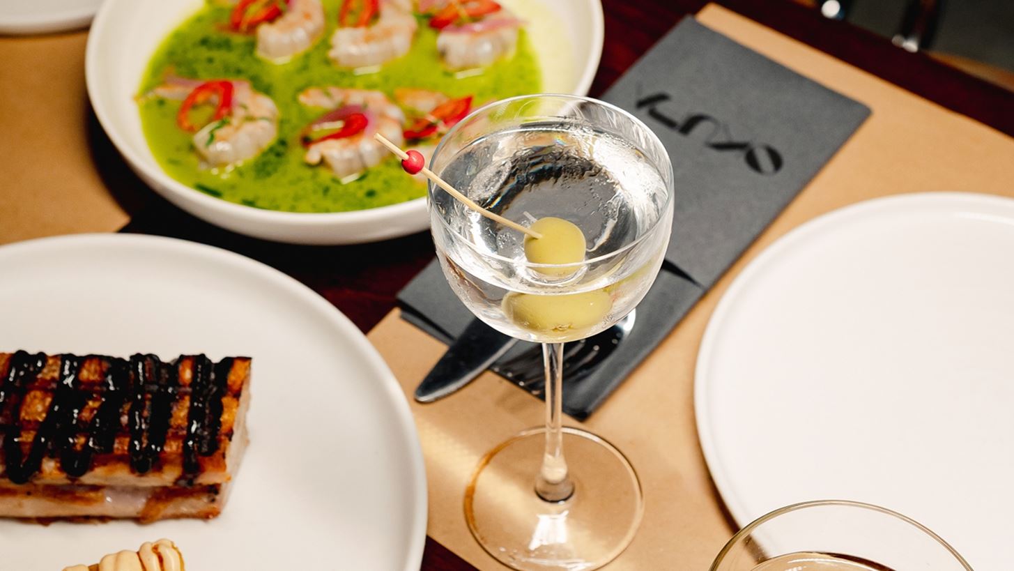 &#x3A4;&#x3BF; Okupa Kitchen &amp; Listening Bar &#x3AD;&#x3C7;&#x3B5;&#x3B9; &#x3BD;&#x3AD;&#x3BF; chef &#x3BA;&#x3B1;&#x3B9; &#x3B1;&#x3BD;&#x3B1;&#x3BD;&#x3B5;&#x3C9;&#x3BC;&#x3AD;&#x3BD;&#x3BF; &#x3BC;&#x3B5;&#x3BD;&#x3BF;&#x3CD;