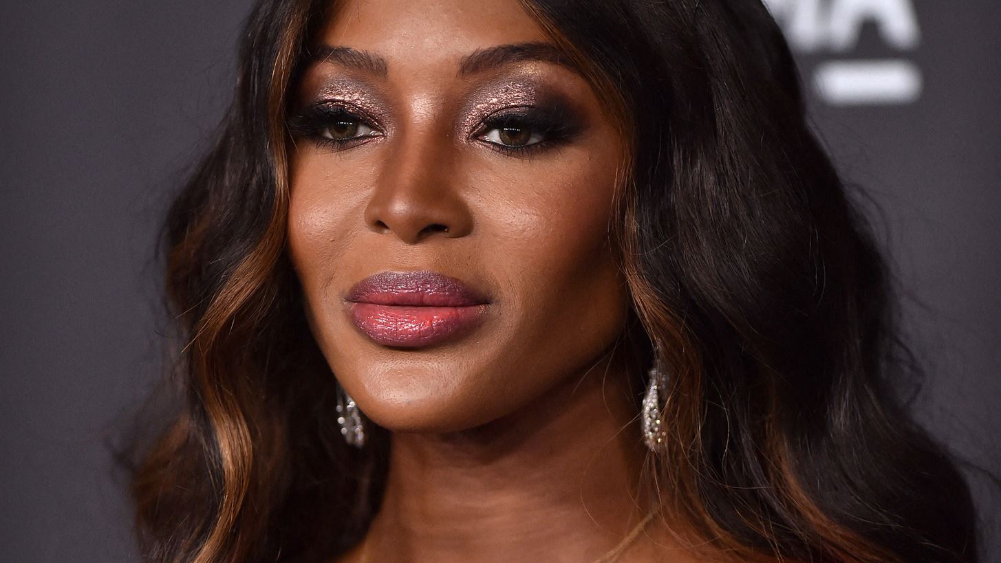 &#x397; &#x3B5;&#x3BE;&#x3BF;&#x3BC;&#x3BF;&#x3BB;&#x3CC;&#x3B3;&#x3B7;&#x3C3;&#x3B7; &#x3C4;&#x3B7;&#x3C2; Naomi Campbell &#x3B3;&#x3B9;&#x3B1; &#x3C4;&#x3BF;&#x3BD; &#x3B5;&#x3B8;&#x3B9;&#x3C3;&#x3BC;&#x3CC; &#x3C4;&#x3B7;&#x3C2; &#x3C3;&#x3C4;&#x3B7;&#x3BD; &#x3BA;&#x3BF;&#x3BA;&#x3B1;&#x390;&#x3BD;&#x3B7;