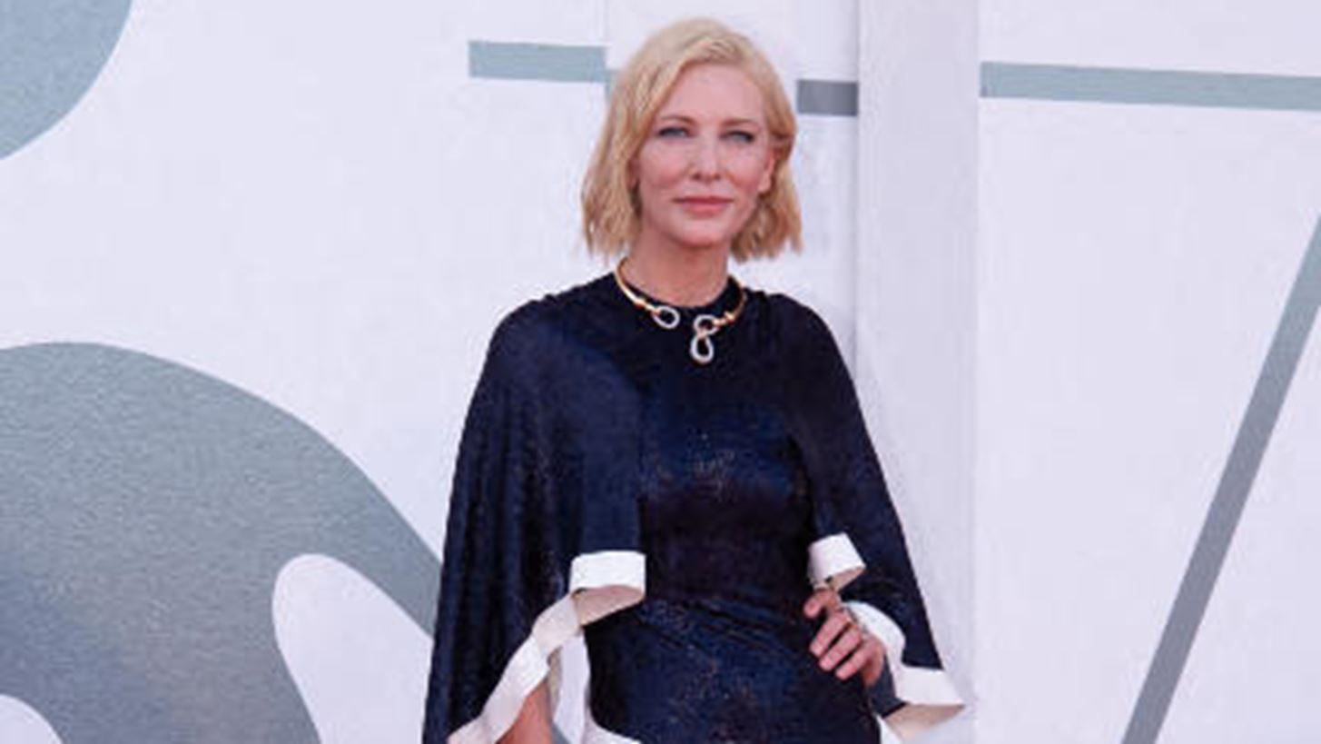 Cate Blanchett | &#x3A0;&#x3BF;&#x3CD; &#x3B5;&#x3AF;&#x3C7;&#x3B5; &#x3C6;&#x3BF;&#x3C1;&#x3AD;&#x3C3;&#x3B5;&#x3B9; &#x3BE;&#x3B1;&#x3BD;&#x3AC; &#x3C4;&#x3BF; &#x3C6;&#x3CC;&#x3C1;&#x3B5;&#x3BC;&#x3B1; &#x3C0;&#x3BF;&#x3C5; &#x3B4;&#x3B9;&#x3AC;&#x3BB;&#x3B5;&#x3BE;&#x3B5; &#x3B3;&#x3B9;&#x3B1; &#x3C4;&#x3B1; &#x3B5;&#x3B3;&#x3BA;&#x3B1;&#x3AF;&#x3BD;&#x3B9;&#x3B1; &#x3C4;&#x3BF;&#x3C5; &#x3A6;&#x3B5;&#x3C3;&#x3C4;&#x3B9;&#x3B2;&#x3AC;&#x3BB; &#x392;&#x3B5;&#x3BD;&#x3B5;&#x3C4;&#x3AF;&#x3B1;&#x3C2;