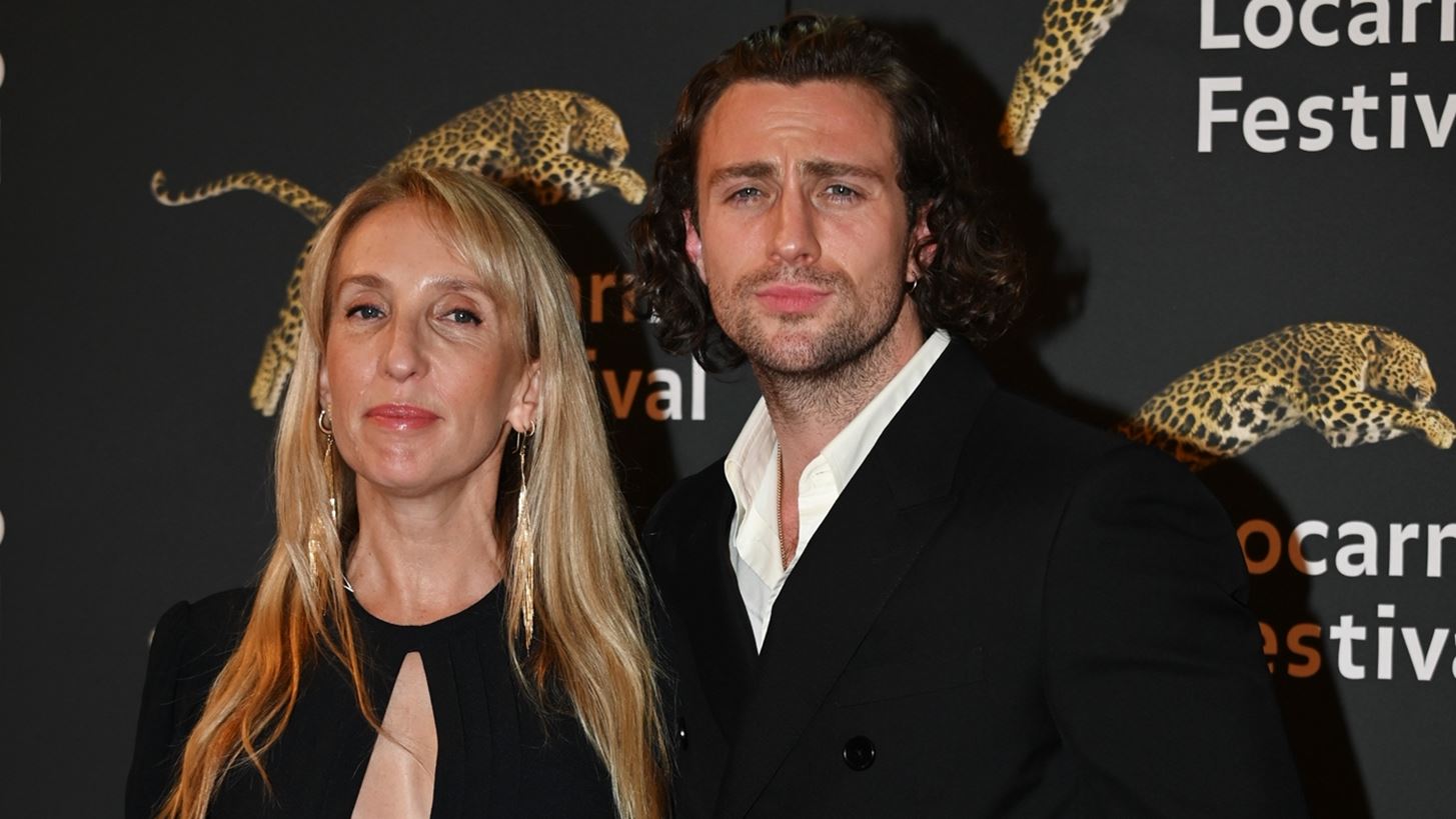 Aaron Taylor-Johnson | &#x3A0;&#x3CE;&#x3C2; &#x3B1;&#x3BD;&#x3C4;&#x3B9;&#x3BC;&#x3B5;&#x3C4;&#x3C9;&#x3C0;&#x3AF;&#x3B6;&#x3B5;&#x3B9; &#x3C4;&#x3B1; &#x3C3;&#x3C7;&#x3CC;&#x3BB;&#x3B9;&#x3B1; &#x3B3;&#x3B9;&#x3B1; &#x3C4;&#x3B7;&#x3BD; &#x3BA;&#x3B1;&#x3C4;&#x3AC; 24 &#x3C7;&#x3C1;&#x3CC;&#x3BD;&#x3B9;&#x3B1; &#x3BC;&#x3B5;&#x3B3;&#x3B1;&#x3BB;&#x3CD;&#x3C4;&#x3B5;&#x3C1;&#x3B7; &#x3C3;&#x3CD;&#x3B6;&#x3C5;&#x3B3;&#x3CC; &#x3C4;&#x3BF;&#x3C5;