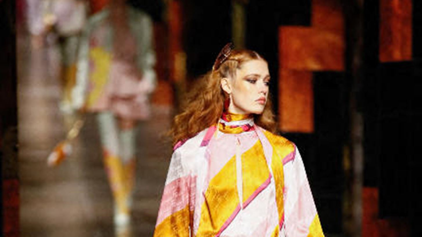 &#x397; &#x3C0;&#x3C1;&#x3CC;&#x3C4;&#x3B1;&#x3C3;&#x3B7; &#x3C4;&#x3BF;&#x3C5; &#x3BF;&#x3AF;&#x3BA;&#x3BF;&#x3C5; Fendi &#x3B3;&#x3B9;&#x3B1; &#x3AD;&#x3BD;&#x3B1; &#x3B1;&#x3C0;&#x3CC; &#x3C4;&#x3B1; &#x3C0;&#x3B9;&#x3BF; girly &#x3C7;&#x3C4;&#x3B5;&#x3BD;&#x3AF;&#x3C3;&#x3BC;&#x3B1;&#x3C4;&#x3B1; &#x3C4;&#x3B7;&#x3C2; &#x3C3;&#x3B5;&#x3B6;&#x3CC;&#x3BD;