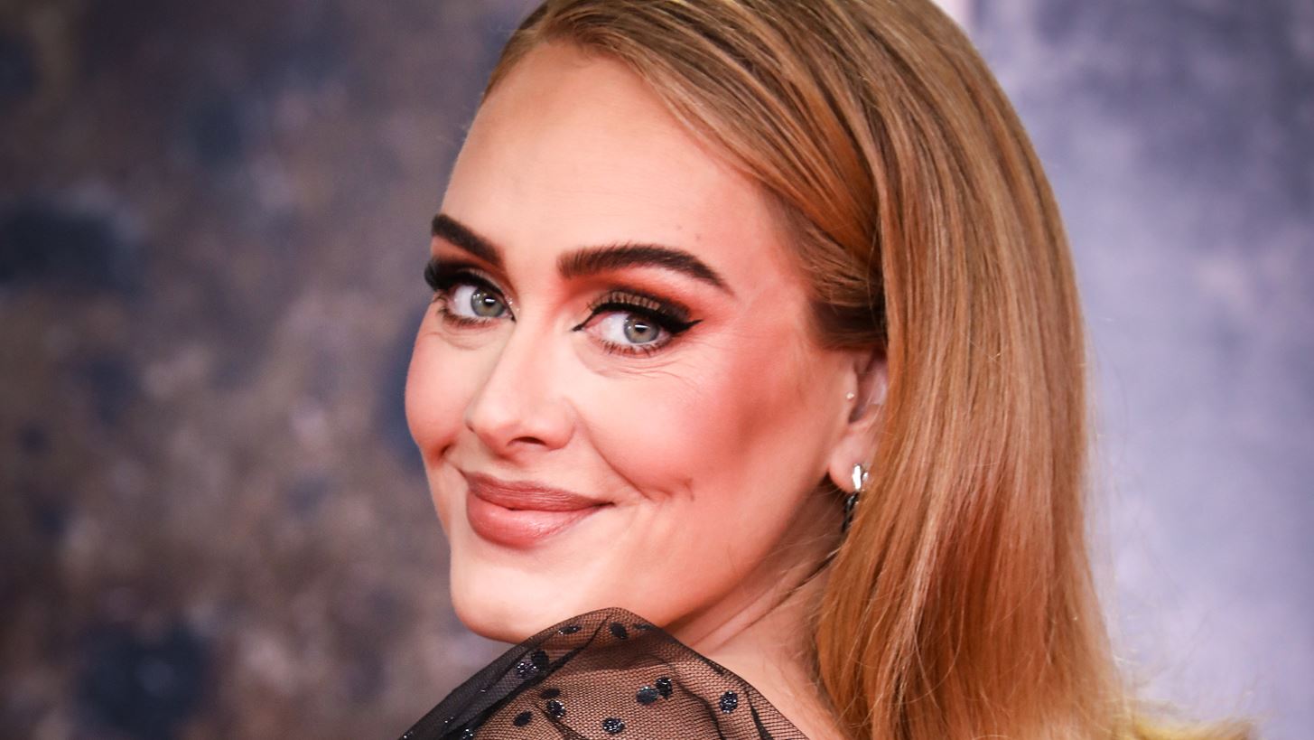Adele | &#x39F; &#x3C0;&#x3C1;&#x3B1;&#x3B3;&#x3BC;&#x3B1;&#x3C4;&#x3B9;&#x3BA;&#x3CC;&#x3C2; &#x3BB;&#x3CC;&#x3B3;&#x3BF;&#x3C2; &#x3C0;&#x3BF;&#x3C5; &#x3B4;&#x3B5;&#x3BD; &#x3C0;&#x3C1;&#x3CC;&#x3BA;&#x3B5;&#x3B9;&#x3C4;&#x3B1;&#x3B9; &#x3BD;&#x3B1; &#x3B3;&#x3C5;&#x3C1;&#x3AF;&#x3C3;&#x3B5;&#x3B9; &#x3C3;&#x3C4;&#x3BF; &#x39B;&#x3BF;&#x3BD;&#x3B4;&#x3AF;&#x3BD;&#x3BF;