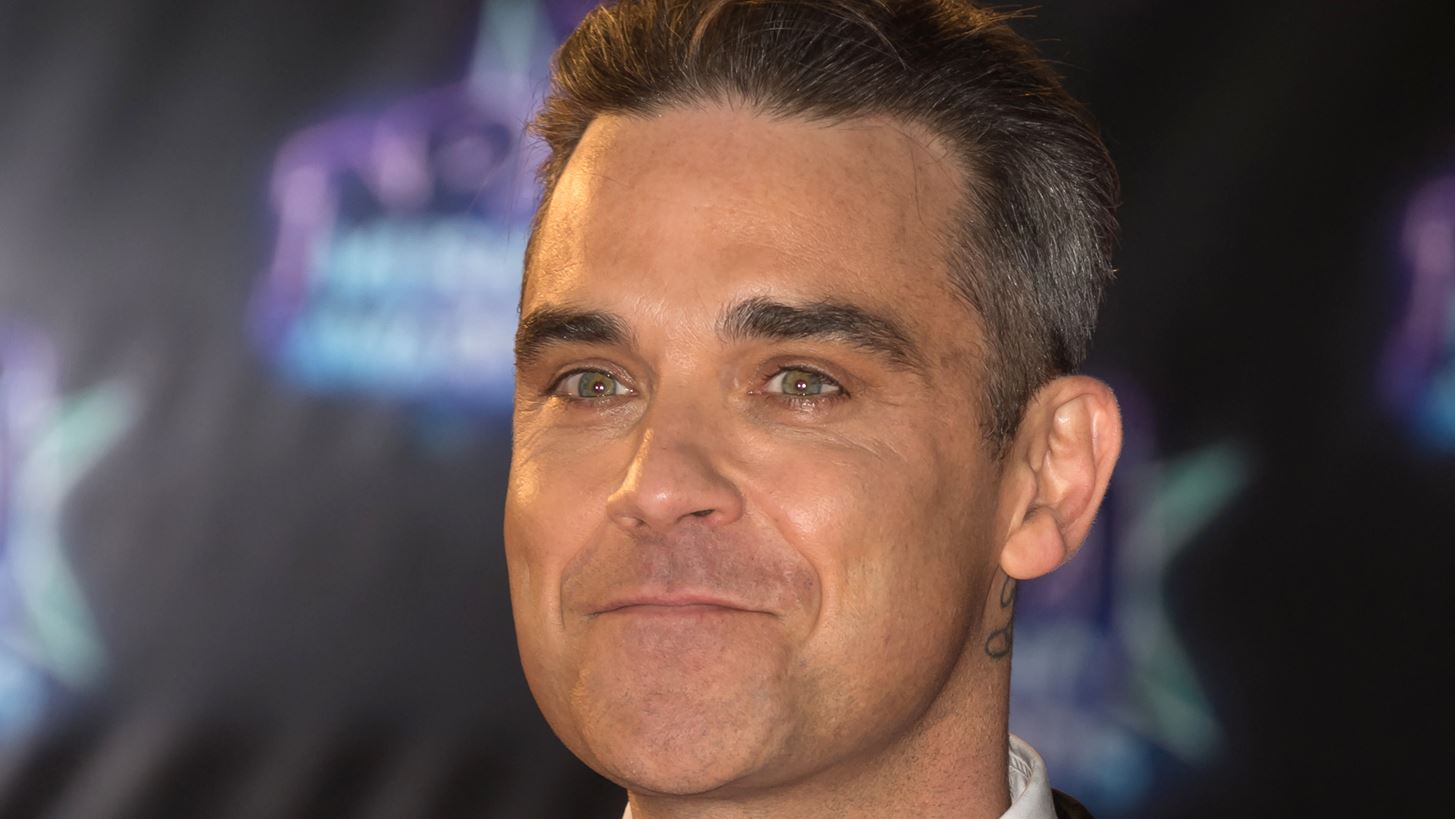 Robbie Williams | &#x397; &#x3B1;&#x3C0;&#x3BF;&#x3BA;&#x3AC;&#x3BB;&#x3C5;&#x3C8;&#x3B7; &#x3B3;&#x3B9;&#x3B1; &#x3C4;&#x3B7;&#x3BD; &#x3B5;&#x3C1;&#x3C9;&#x3C4;&#x3B9;&#x3BA;&#x3AE; &#x3C4;&#x3BF;&#x3C5; &#x3B6;&#x3C9;&#x3AE; &#x3C3;&#x3AE;&#x3BC;&#x3B5;&#x3C1;&#x3B1; &#x3C0;&#x3BF;&#x3C5; &#x3B8;&#x3B1; &#x3C3;&#x3B5; &#x3BE;&#x3B1;&#x3C6;&#x3BD;&#x3B9;&#x3AC;&#x3C3;&#x3B5;&#x3B9;