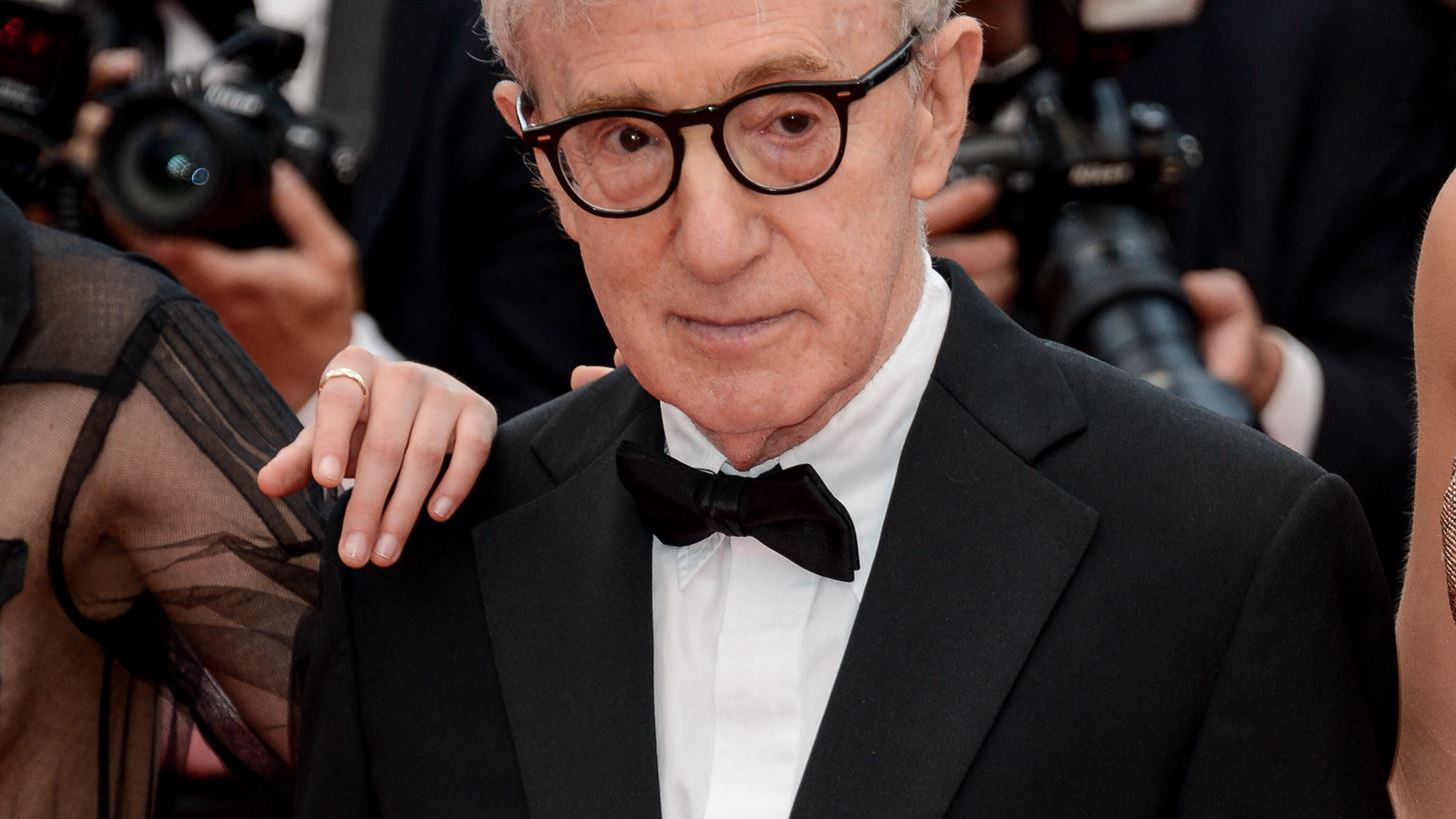 O Woody Allen &#x3B1;&#x3C0;&#x3BF;&#x3C3;&#x3CD;&#x3C1;&#x3B5;&#x3C4;&#x3B1;&#x3B9; &#x3B1;&#x3C0;&#x3CC; &#x3C4;&#x3BF;&#x3BD; &#x3BA;&#x3B9;&#x3BD;&#x3B7;&#x3BC;&#x3B1;&#x3C4;&#x3BF;&#x3B3;&#x3C1;&#x3AC;&#x3C6;&#x3BF; | &#x39F; &#x3BB;&#x3CC;&#x3B3;&#x3BF;&#x3C2; &#x3C0;&#x3BF;&#x3C5; &#x3C4;&#x3BF; &#x3B1;&#x3C0;&#x3BF;&#x3C6;&#x3AC;&#x3C3;&#x3B9;&#x3C3;&#x3B5;
