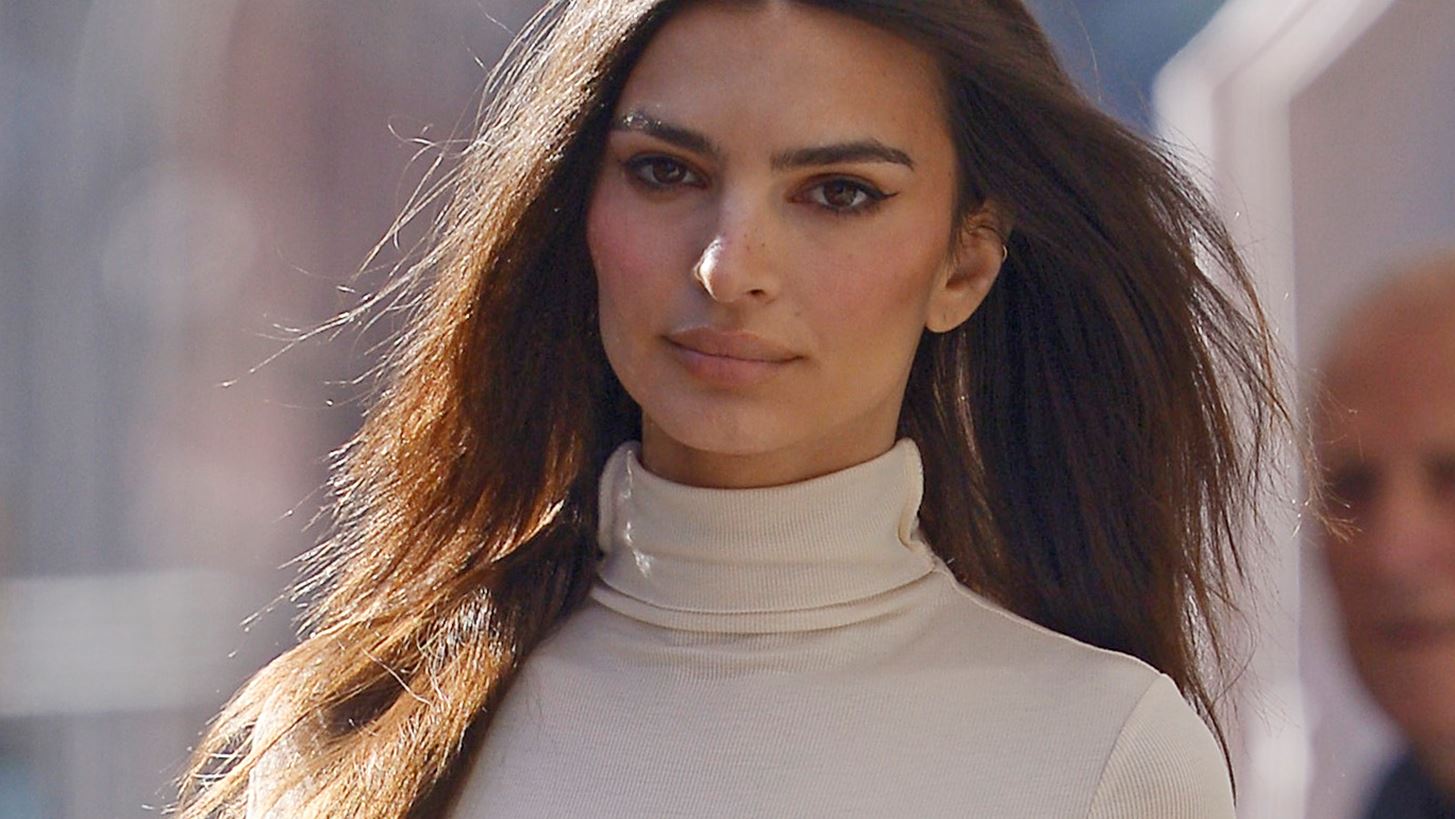 H Emily Ratajkowski &#x3B3;&#x3B9;&#x3B1; &#x3C4;&#x3BF; Blonde | &quot;&#x3A6;&#x3B5;&#x3C4;&#x3B9;&#x3C7;&#x3BF;&#x3C0;&#x3BF;&#x3B9;&#x3B5;&#x3AF; &#x3C4;&#x3BF;&#x3BD; &#x3B3;&#x3C5;&#x3BD;&#x3B1;&#x3B9;&#x3BA;&#x3B5;&#x3AF;&#x3BF; &#x3C0;&#x3CC;&#x3BD;&#x3BF;&quot;