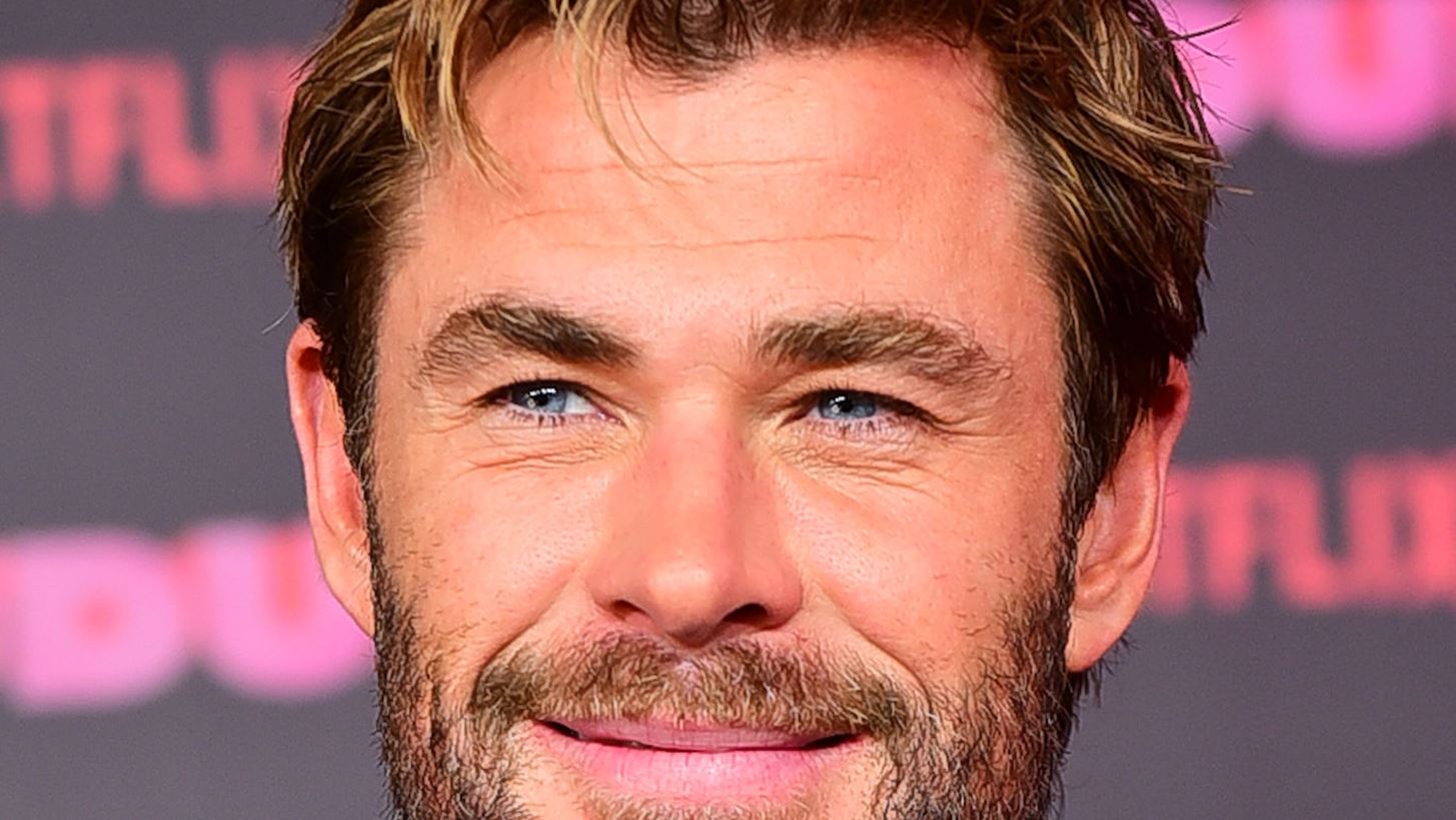 Chris Hemsworth | &#x3A0;&#x3B5;&#x3C1;&#x3AE;&#x3C6;&#x3B1;&#x3BD;&#x3BF;&#x3C2; &#x3B1;&#x3BB;&#x3BB;&#x3AC; &#x3BA;&#x3B1;&#x3B9; &#x3B5;&#x3C0;&#x3B9;&#x3C6;&#x3C5;&#x3BB;&#x3B1;&#x3BA;&#x3C4;&#x3B9;&#x3BA;&#x3CC;&#x3C2; &#x3B3;&#x3B9;&#x3B1; &#x3C4;&#x3BF; &#x3BA;&#x3B9;&#x3BD;&#x3B7;&#x3BC;&#x3B1;&#x3C4;&#x3BF;&#x3B3;&#x3C1;&#x3B1;&#x3C6;&#x3B9;&#x3BA;&#x3CC; &#x3BD;&#x3C4;&#x3B5;&#x3BC;&#x3C0;&#x3BF;&#x3CD;&#x3C4;&#x3BF; &#x3C4;&#x3B7;&#x3C2; &#x3BA;&#x3CC;&#x3C1;&#x3B7;&#x3C2; &#x3C4;&#x3BF;&#x3C5;