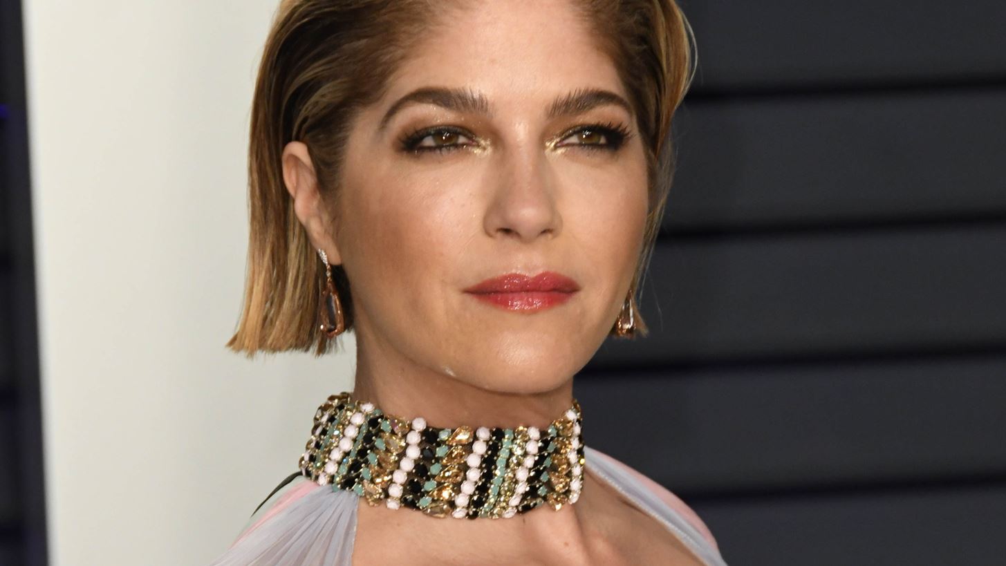 &#x397; Selma Blair &#x3B4;&#x3B7;&#x3BC;&#x3B9;&#x3BF;&#x3C5;&#x3C1;&#x3B3;&#x3B5;&#x3AF; &#x3BC;&#x3AF;&#x3B1; fashion &#x3C3;&#x3B5;&#x3B9;&#x3C1;&#x3AC; &#x3C0;&#x3BF;&#x3C5; &#x3B1;&#x3C0;&#x3B5;&#x3C5;&#x3B8;&#x3CD;&#x3BD;&#x3B5;&#x3C4;&#x3B1;&#x3B9; &#x3C3;&#x3B5; &#x3CC;&#x3BB;&#x3BF;&#x3C5;&#x3C2;