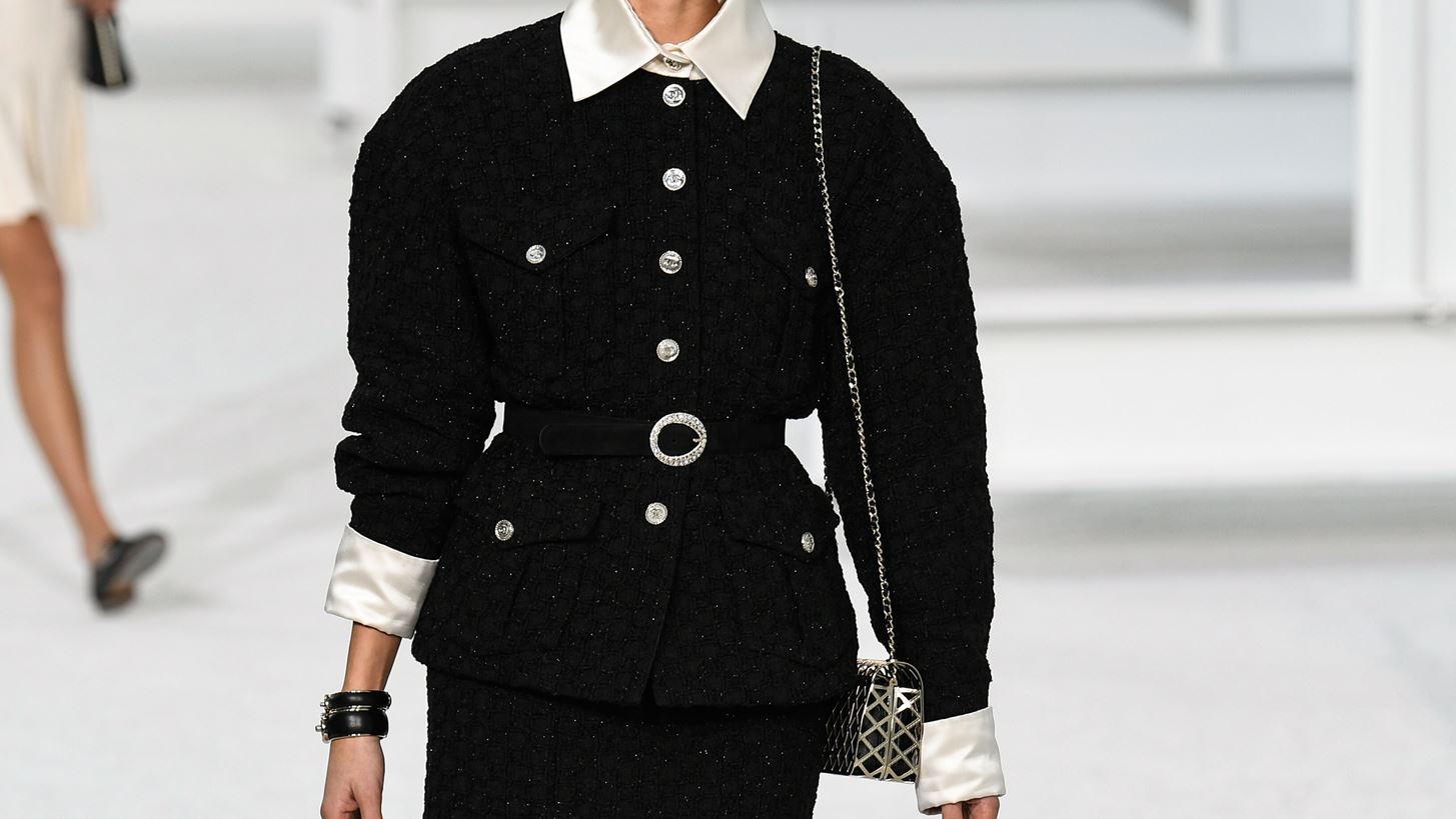 PFW | &#x3A4;&#x3B1; catwalks &#x3B1;&#x3C0;&#x3AD;&#x3B4;&#x3B5;&#x3B9;&#x3BE;&#x3B1;&#x3BD; &#x3CC;&#x3C4;&#x3B9; &#x3C0;&#x3B1;&#x3C1;&#x3B1;&#x3BC;&#x3AD;&#x3BD;&#x3BF;&#x3C5;&#x3BD; &#x3B9;&#x3C3;&#x3C7;&#x3C5;&#x3C1;&#x3AC;