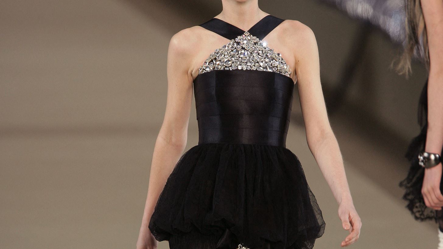 Stella Tennant | &#x39F; &#x3B8;&#x3AC;&#x3BD;&#x3B1;&#x3C4;&#x3CC;&#x3C2; &#x3C4;&#x3B7;&#x3C2; &#x3BF;&#x3C6;&#x3B5;&#x3AF;&#x3BB;&#x3B5;&#x3C4;&#x3B1;&#x3B9; &#x3C3;&#x3B5; &#x3B1;&#x3C5;&#x3C4;&#x3BF;&#x3BA;&#x3C4;&#x3BF;&#x3BD;&#x3AF;&#x3B1;