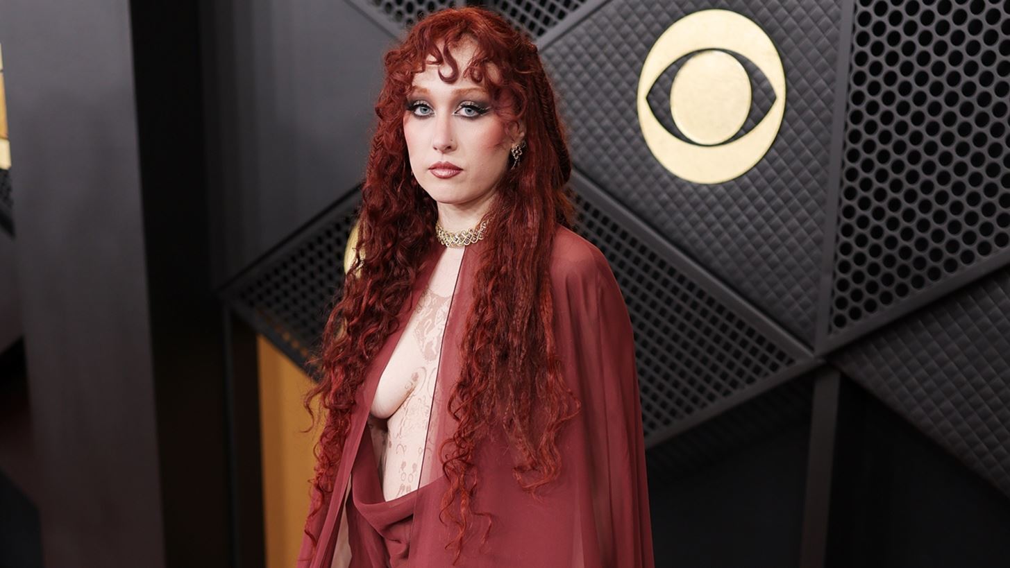 Grammy 2026 | Είμαστε όλοι φεμινιστές, μέχρι μία γυναίκα να αποκαλύψει το στήθος της