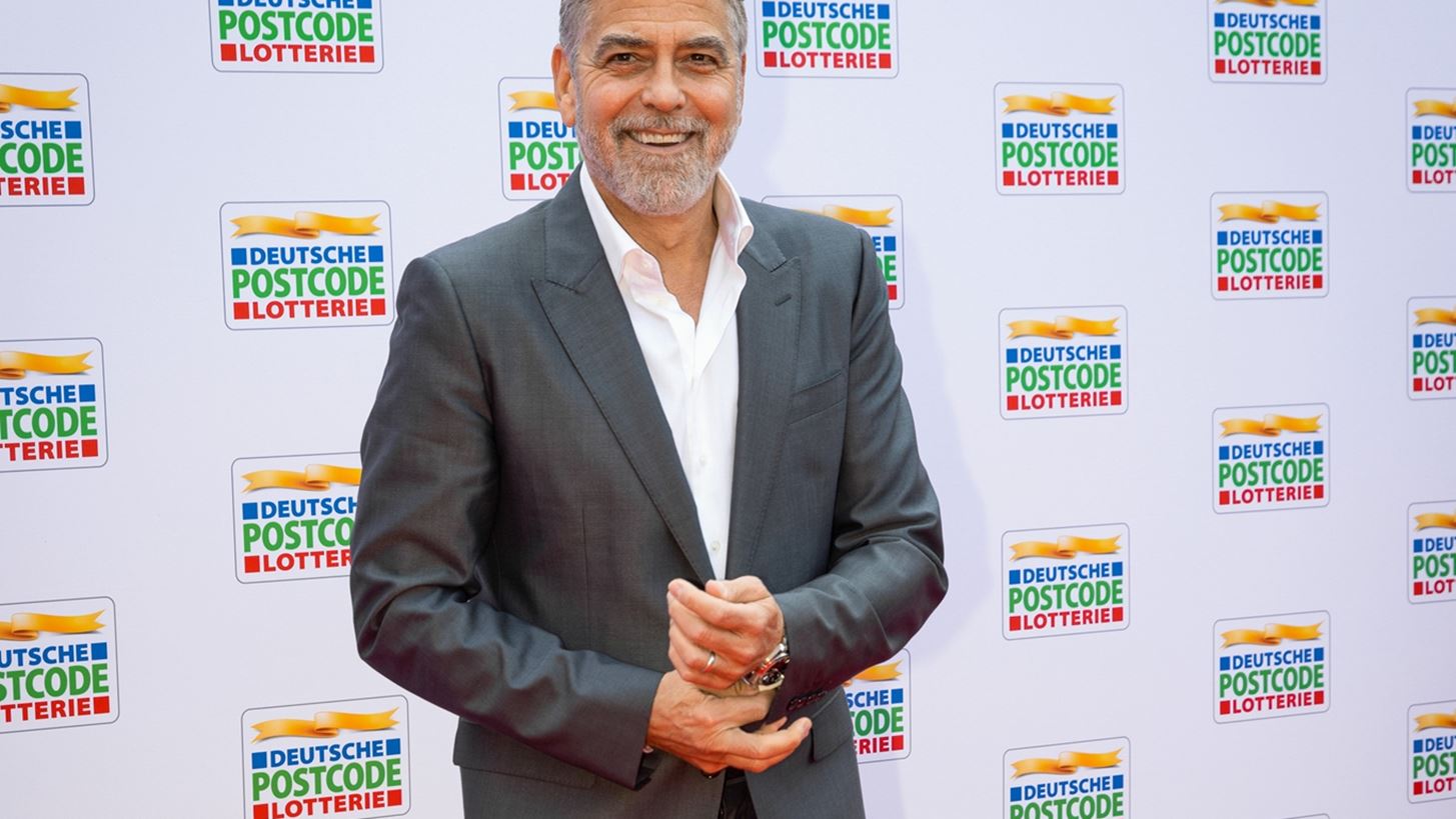 &#x39F; George Clooney &#x3C3;&#x3C4;&#x3B7; &#x39C;&#x3CD;&#x3BA;&#x3BF;&#x3BD;&#x3BF; | &#x39F; &#x3BB;&#x3CC;&#x3B3;&#x3BF;&#x3C2; &#x3C4;&#x3B7;&#x3C2; &#x3B5;&#x3C0;&#x3AF;&#x3C3;&#x3BA;&#x3B5;&#x3C8;&#x3AE;&#x3C2; &#x3C4;&#x3BF;&#x3C5;, &#x3C4;&#x3BF; &#x3C0;&#x3BB;&#x3BF;&#x3CD;&#x3C3;&#x3B9;&#x3BF; &#x3B5;&#x3BB;&#x3BB;&#x3B7;&#x3BD;&#x3B9;&#x3BA;&#x3CC; &#x3B3;&#x3B5;&#x3CD;&#x3BC;&#x3B1; &#x3BA;&#x3B1;&#x3B9; &#x3B7; &#x3B1;&#x3BD;&#x3B1;&#x3C6;&#x3BF;&#x3C1;&#x3AC; &#x3C3;&#x3C4;&#x3B7; &#x3C7;&#x3CE;&#x3C1;&#x3B1; &#x3BC;&#x3B1;&#x3C2;