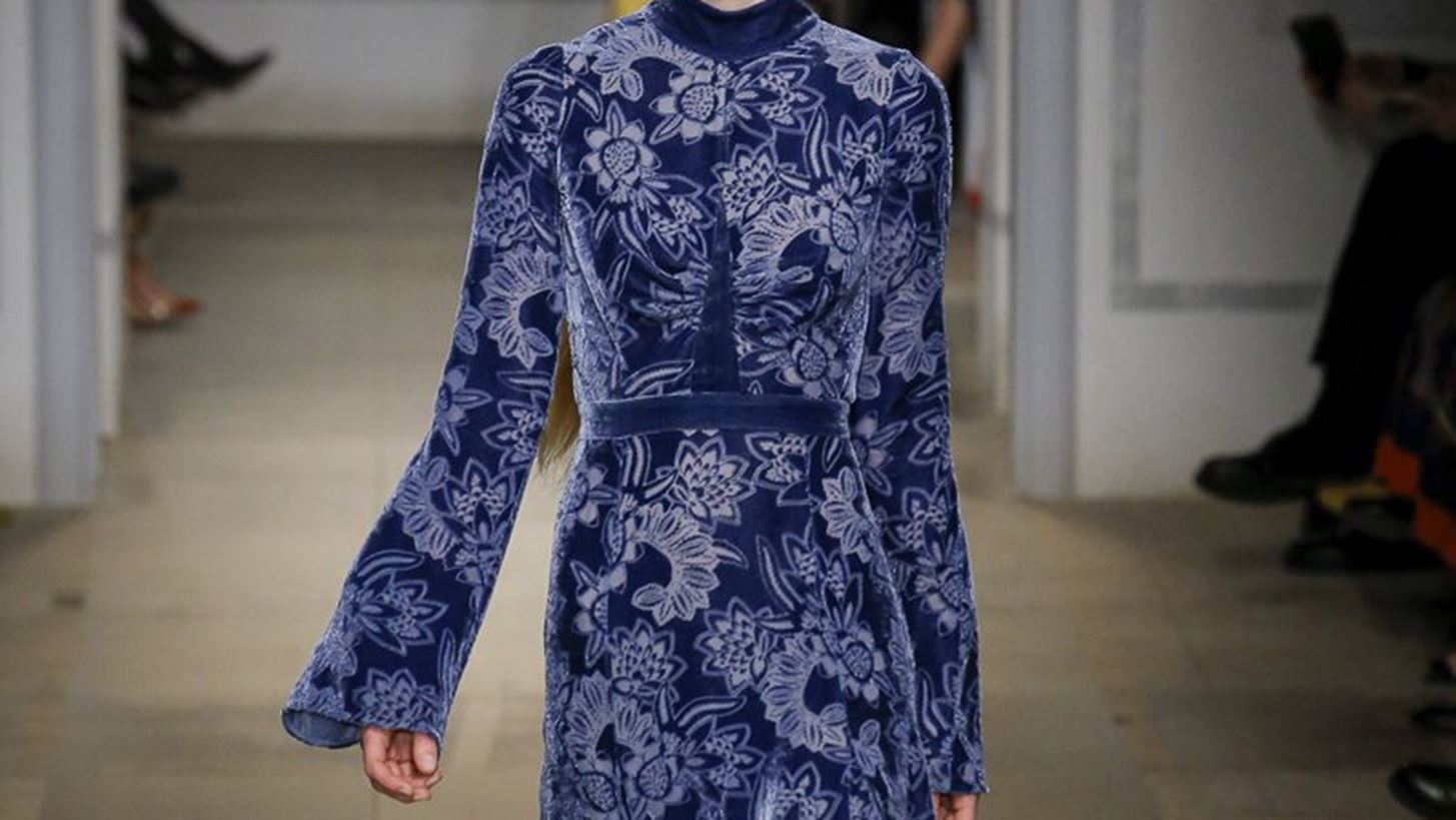 Tapestry | 10 looks επιβεβαιώνουν ακόμα ένα μεγάλο trend