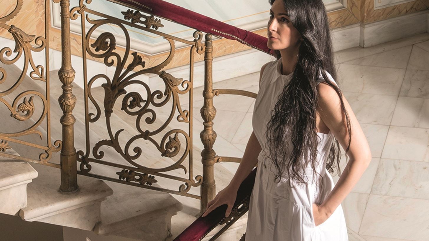 &#x399;&#x3CC;&#x3BB;&#x3B7; &#x391;&#x3BD;&#x3B4;&#x3C1;&#x3B5;&#x3AC;&#x3B4;&#x3B7;: &quot;&#x39A;&#x3AC;&#x3C4;&#x3C9; &#x3B1;&#x3C0;&#x3CC; &#x3CC;&#x3BB;&#x3B1; &#x3C5;&#x3C0;&#x3AC;&#x3C1;&#x3C7;&#x3B5;&#x3B9; &#x3C6;&#x3C9;&#x3C2;, &#x3BF;&#x3BC;&#x3BF;&#x3C1;&#x3C6;&#x3B9;&#x3AC; &#x3BA;&#x3B1;&#x3B9; &#x3B3;&#x3B1;&#x3BB;&#x3AE;&#x3BD;&#x3B7;&quot;