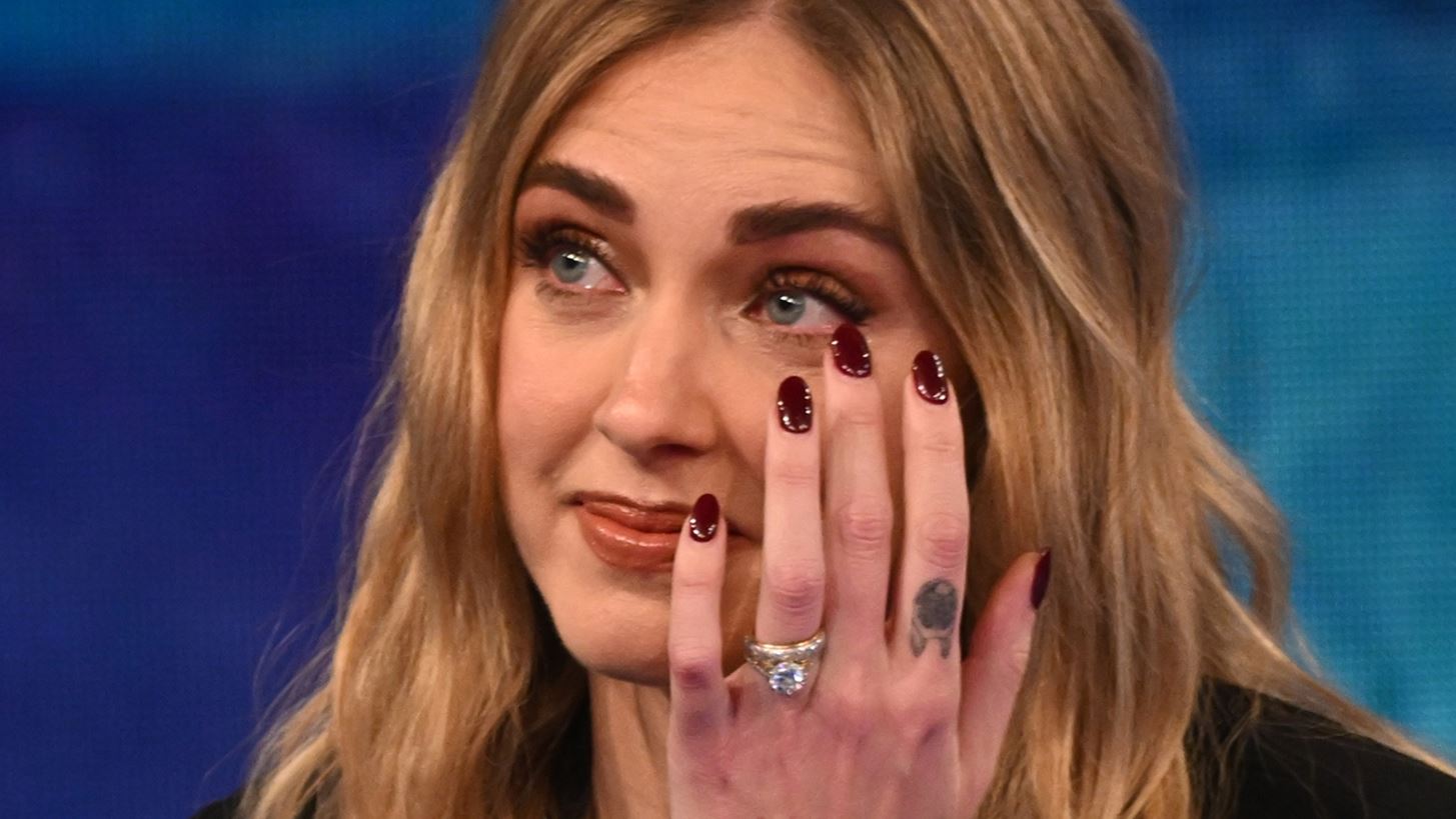 Chiara Ferragni | &#x397; &#x3C0;&#x3C1;&#x3CE;&#x3C4;&#x3B7; &#x3C3;&#x3C5;&#x3BD;&#x3AD;&#x3BD;&#x3C4;&#x3B5;&#x3C5;&#x3BE;&#x3B7;  &#x3BC;&#x3B5;&#x3C4;&#x3AC; &#x3C4;&#x3BF;&#x3BD; &#x3C7;&#x3C9;&#x3C1;&#x3B9;&#x3C3;&#x3BC;&#x3CC; &#x3C4;&#x3B7;&#x3C2;