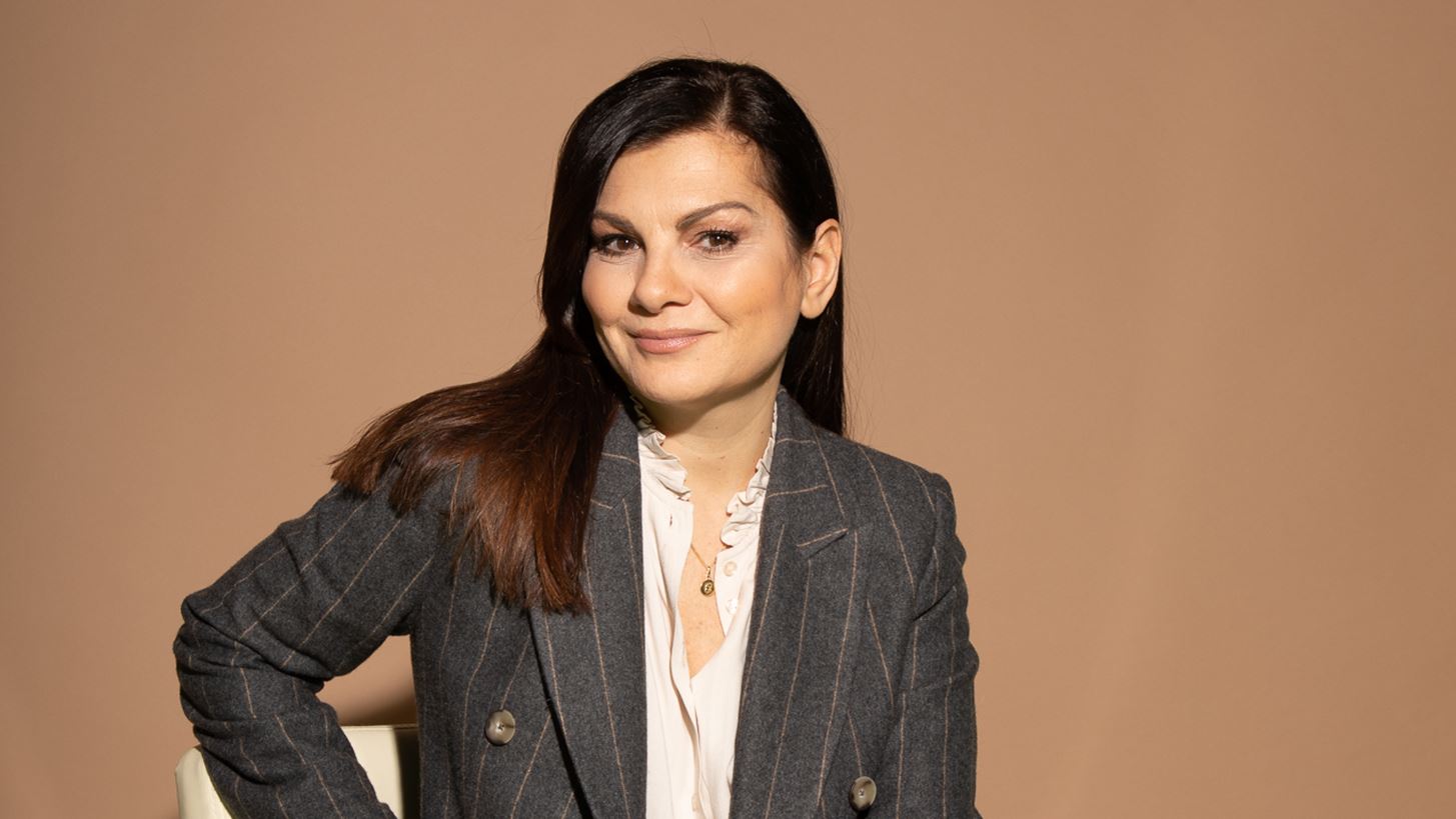 Beauty Debate | &#x3A4;&#x3B1; &#x3B4;&#x3CD;&#x3BF; &#x3C0;&#x3C1;&#x3CC;&#x3C3;&#x3C9;&#x3C0;&#x3B1; &#x3C4;&#x3B7;&#x3C2; &#x3BF;&#x3BC;&#x3BF;&#x3C1;&#x3C6;&#x3B9;&#x3AC;&#x3C2;