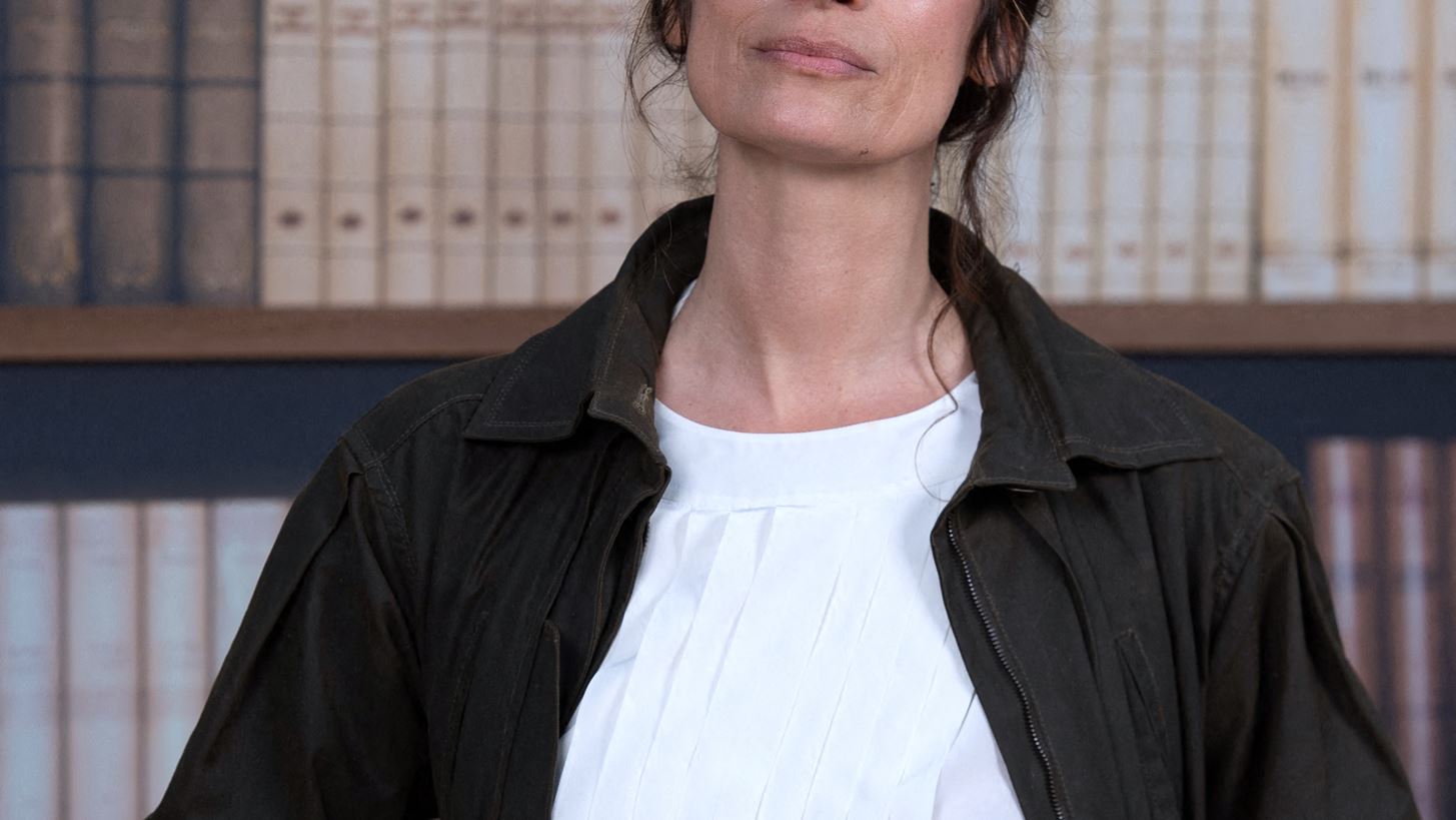 &#x391;&#x3C5;&#x3C4;&#x3AE; &#x3B7; &#x3B5;&#x3BC;&#x3C6;&#x3AC;&#x3BD;&#x3B9;&#x3C3;&#x3B7; &#x3C4;&#x3B7;&#x3C2; Caroline de Maigret &#x3B5;&#x3AF;&#x3BD;&#x3B1;&#x3B9; &#x3BF; &#x3BF;&#x3C1;&#x3B9;&#x3C3;&#x3BC;&#x3CC;&#x3C2; &#x3C4;&#x3B7;&#x3C2; &#x3B1;&#x3C0;&#x3CC;&#x3BB;&#x3C5;&#x3C4;&#x3B7;&#x3C2; &#x3BA;&#x3BF;&#x3BC;&#x3C8;&#x3CC;&#x3C4;&#x3B7;&#x3C4;&#x3B1;&#x3C2;