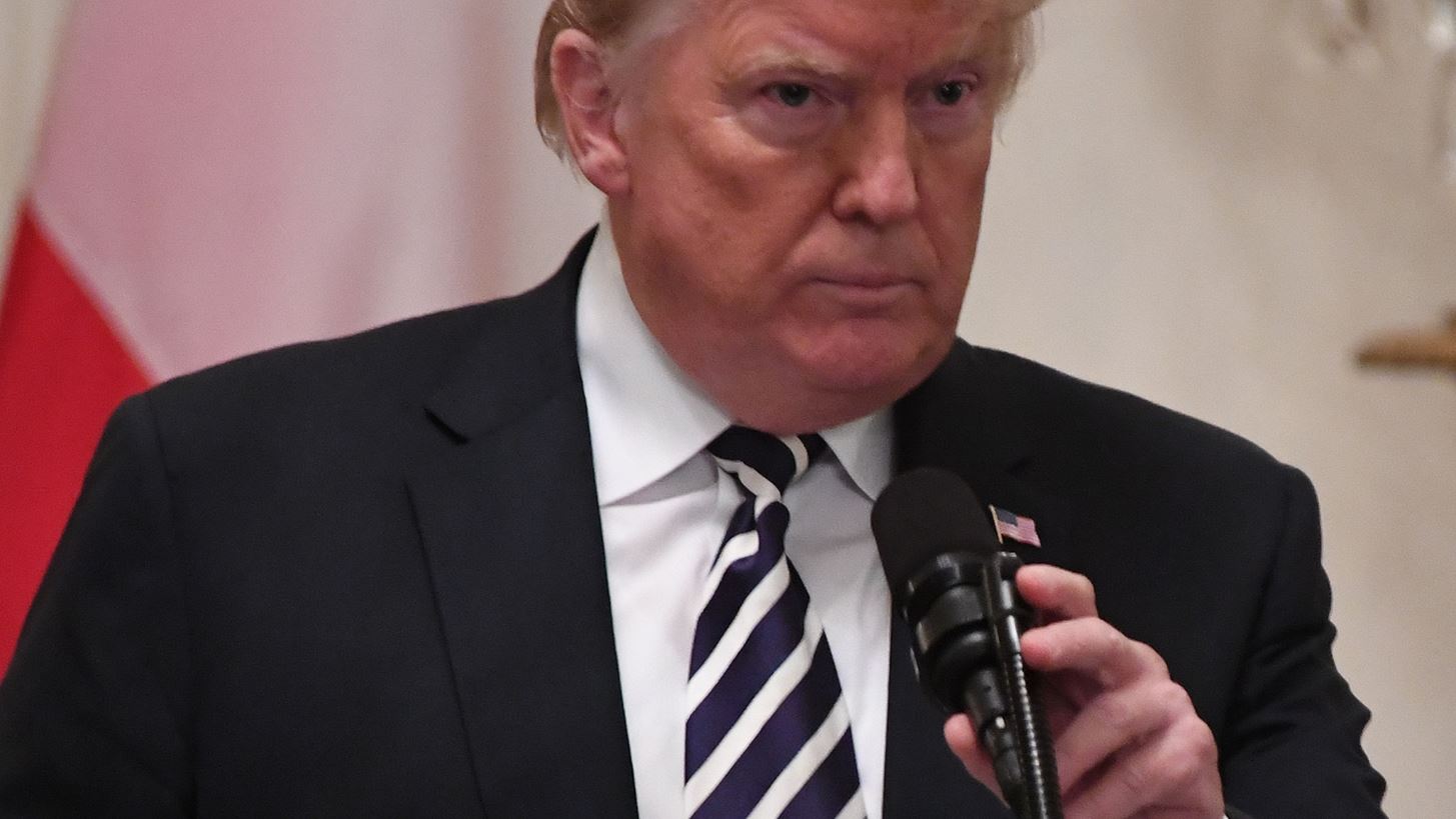 O Donald Trump &#x3B1;&#x3C0;&#x3AC;&#x3BD;&#x3C4;&#x3B7;&#x3C3;&#x3B5; &#x3C3;&#x3C4;&#x3B9;&#x3C2; &#x3C0;&#x3BF;&#x3BB;&#x3B9;&#x3C4;&#x3B9;&#x3BA;&#x3AD;&#x3C2; &#x3B4;&#x3B7;&#x3BB;&#x3CE;&#x3C3;&#x3B5;&#x3B9;&#x3C2; &#x3C4;&#x3B7;&#x3C2; Taylor Swift