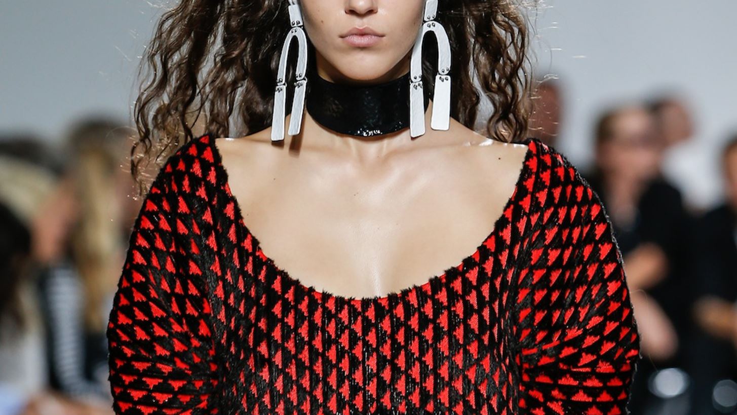 O &#x3BF;&#x3AF;&#x3BA;&#x3BF;&#x3C2; Proenza Schouler &#x3B1;&#x3C0;&#x3BF;&#x3C3;&#x3CD;&#x3C1;&#x3B5;&#x3C4;&#x3B1;&#x3B9; &#x3B1;&#x3C0;&#x3CC; &#x3C4;&#x3B7;&#x3BD; &#x395;&#x3B2;&#x3B4;&#x3BF;&#x3BC;&#x3AC;&#x3B4;&#x3B1; &#x39C;&#x3CC;&#x3B4;&#x3B1;&#x3C2; &#x3A4;&#x3B7;&#x3C2; &#x39D;&#x3AD;&#x3B1;&#x3C2; &#x3A5;&#x3CC;&#x3C1;&#x3BA;&#x3B7;&#x3C2;