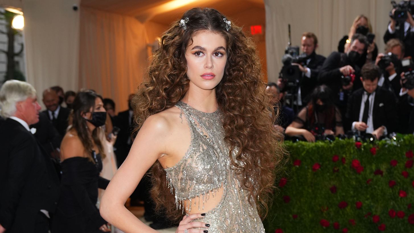 Met Gala 2022 | &#x39F;&#x3B9; &#x3C0;&#x3B9;&#x3BF; &#x3B5;&#x3BD;&#x3C4;&#x3C5;&#x3C0;&#x3C9;&#x3C3;&#x3B9;&#x3B1;&#x3BA;&#x3AD;&#x3C2; beauty &#x3B5;&#x3BC;&#x3C6;&#x3B1;&#x3BD;&#x3AF;&#x3C3;&#x3B5;&#x3B9;&#x3C2;