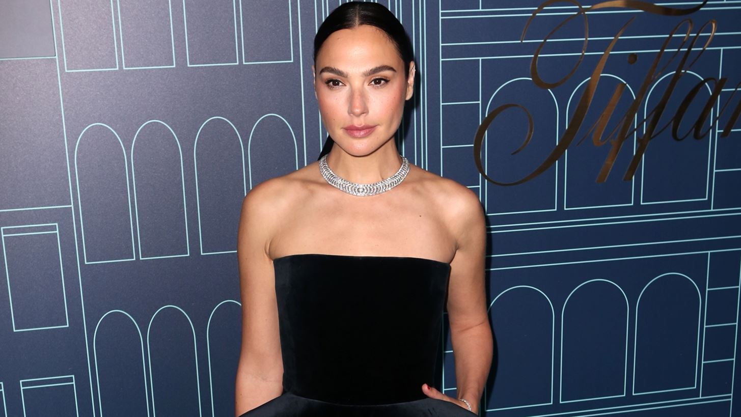 Gal Gadot | &#x397; &#x3B3;&#x3AD;&#x3BD;&#x3BD;&#x3B7;&#x3C3;&#x3B7; &#x3C4;&#x3BF;&#x3C5; &#x3C4;&#x3AD;&#x3C4;&#x3B1;&#x3C1;&#x3C4;&#x3BF;&#x3C5; &#x3C0;&#x3B1;&#x3B9;&#x3B4;&#x3B9;&#x3BF;&#x3CD; &#x3BA;&#x3B1;&#x3B9; &#x3BF;&#x3B9; &#x3B4;&#x3C5;&#x3C3;&#x3BA;&#x3BF;&#x3BB;&#x3AF;&#x3B5;&#x3C2; &#x3C4;&#x3B7;&#x3C2; &#x3B5;&#x3B3;&#x3BA;&#x3C5;&#x3BC;&#x3BF;&#x3C3;&#x3CD;&#x3BD;&#x3B7;&#x3C2;
