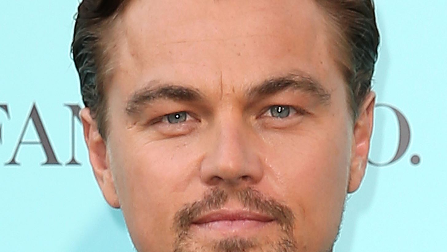 Leonardo DiCaprio | &#x3A4;&#x3BF; &#x3BA;&#x3BF;&#x3C1;&#x3AF;&#x3C4;&#x3C3;&#x3B9; &#x3C4;&#x3BF;&#x3C5; &#x3BC;&#x3BF;&#x3B9;&#x3C1;&#x3AC;&#x3C3;&#x3C4;&#x3B7;&#x3BA;&#x3B5; &#x3C4;&#x3B9;&#x3C2; &#x3C3;&#x3C4;&#x3B9;&#x3B3;&#x3BC;&#x3AD;&#x3C2; &#x3C4;&#x3B7;&#x3C2; &#x3C3;&#x3C4;&#x3B7;&#x3BD; &#x3A4;&#x3B1;&#x3CA;&#x3BB;&#x3AC;&#x3BD;&#x3B4;&#x3B7;