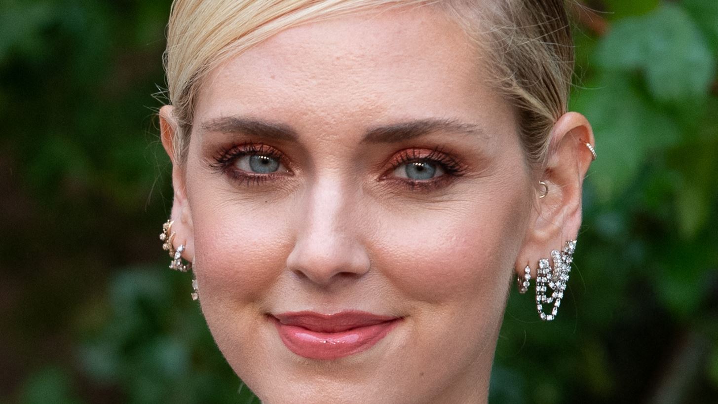 &#x397; Chiara Ferragni &#x3C6;&#x3C9;&#x3C4;&#x3BF;&#x3B3;&#x3C1;&#x3B1;&#x3C6;&#x3AF;&#x3B6;&#x3B5;&#x3C4;&#x3B1;&#x3B9; &#x3BC;&#x3B5; &#x3C4;&#x3BF;&#x3BD; &#x3B3;&#x3B9;&#x3BF; &#x3C4;&#x3B7;&#x3C2;