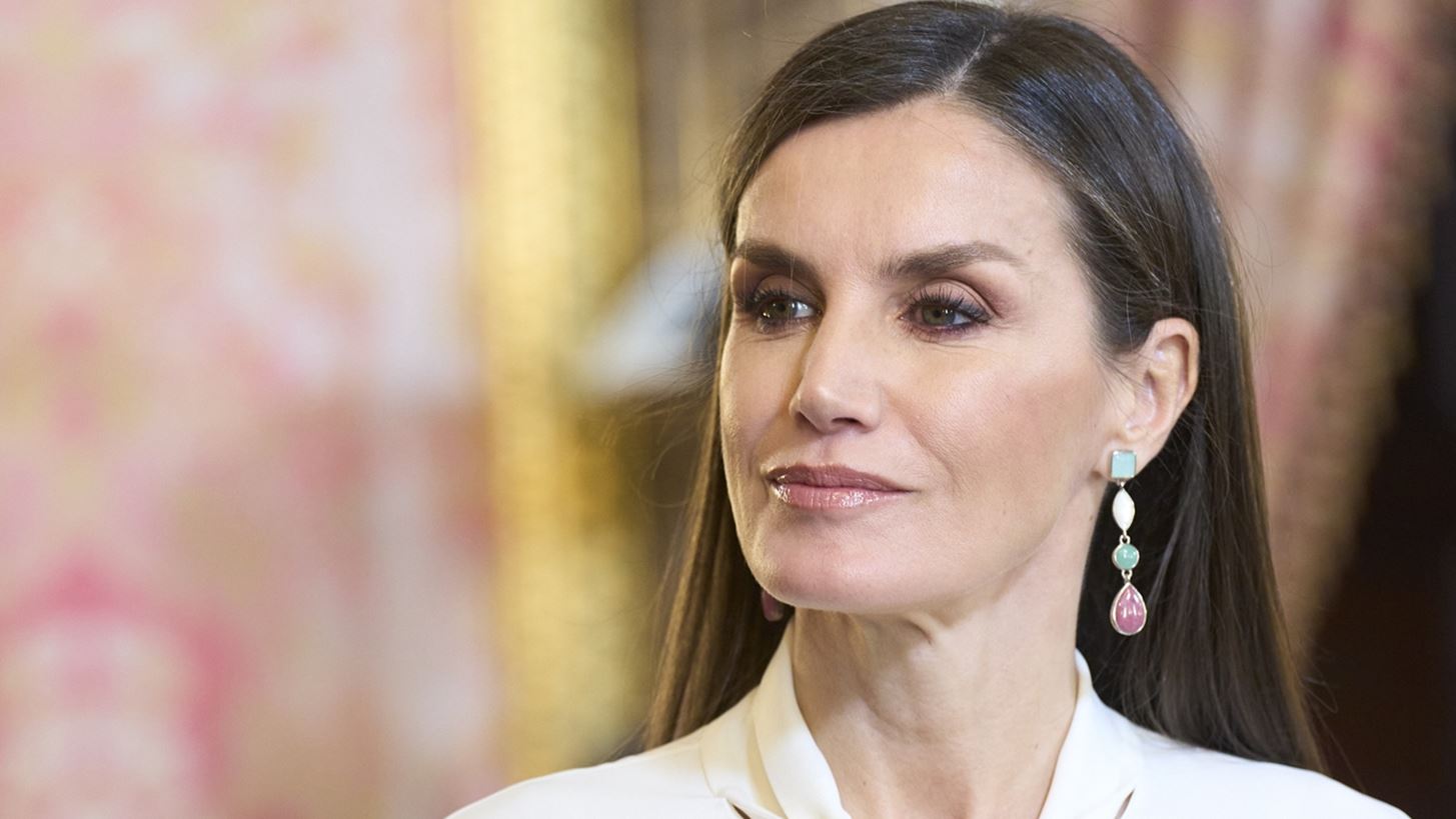 &#x392;&#x3B1;&#x3C3;&#x3AF;&#x3BB;&#x3B9;&#x3C3;&#x3C3;&#x3B1; Letizia | &#x397; &#x3AC;&#x3B2;&#x3BF;&#x3BB;&#x3B7; &#x3C3;&#x3C4;&#x3B9;&#x3B3;&#x3BC;&#x3AE; &#x3C0;&#x3BF;&#x3C5; &#x3BF; &#x3B4;&#x3B9;&#x3C0;&#x3BB;&#x3C9;&#x3BC;&#x3AC;&#x3C4;&#x3B7;&#x3C2; &#x3C4;&#x3BF;&#x3C5; &#x399;&#x3C1;&#x3AC;&#x3BD; &#x3B4;&#x3B5;&#x3BD; &#x3C4;&#x3B7;&#x3C2; &#x3B4;&#x3AF;&#x3BD;&#x3B5;&#x3B9; &#x3C4;&#x3BF; &#x3C7;&#x3AD;&#x3C1;&#x3B9; &#x3C4;&#x3BF;&#x3C5; (&#x3B2;&#x3AF;&#x3BD;&#x3C4;&#x3B5;&#x3BF;)